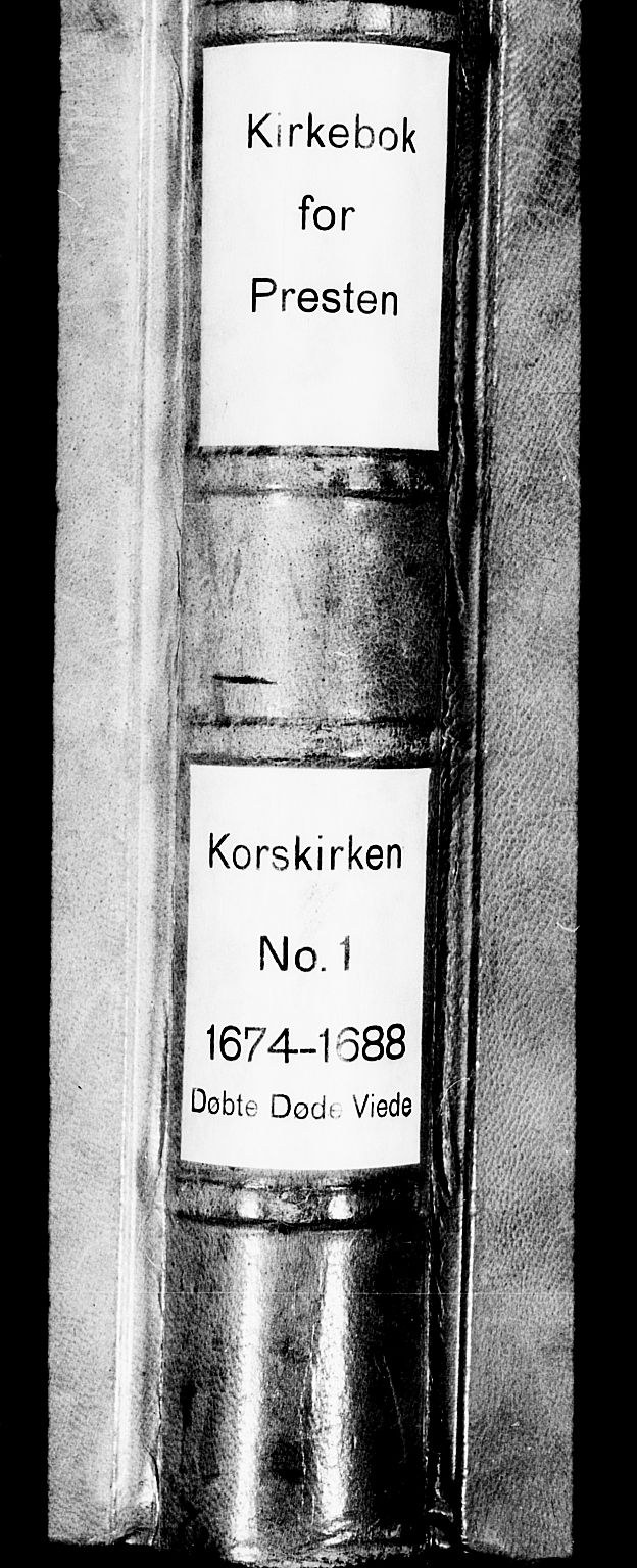 Korskirken sokneprestembete, AV/SAB-A-76101/H/Haa/L0001: Parish register (official) no. A 1, 1674-1688