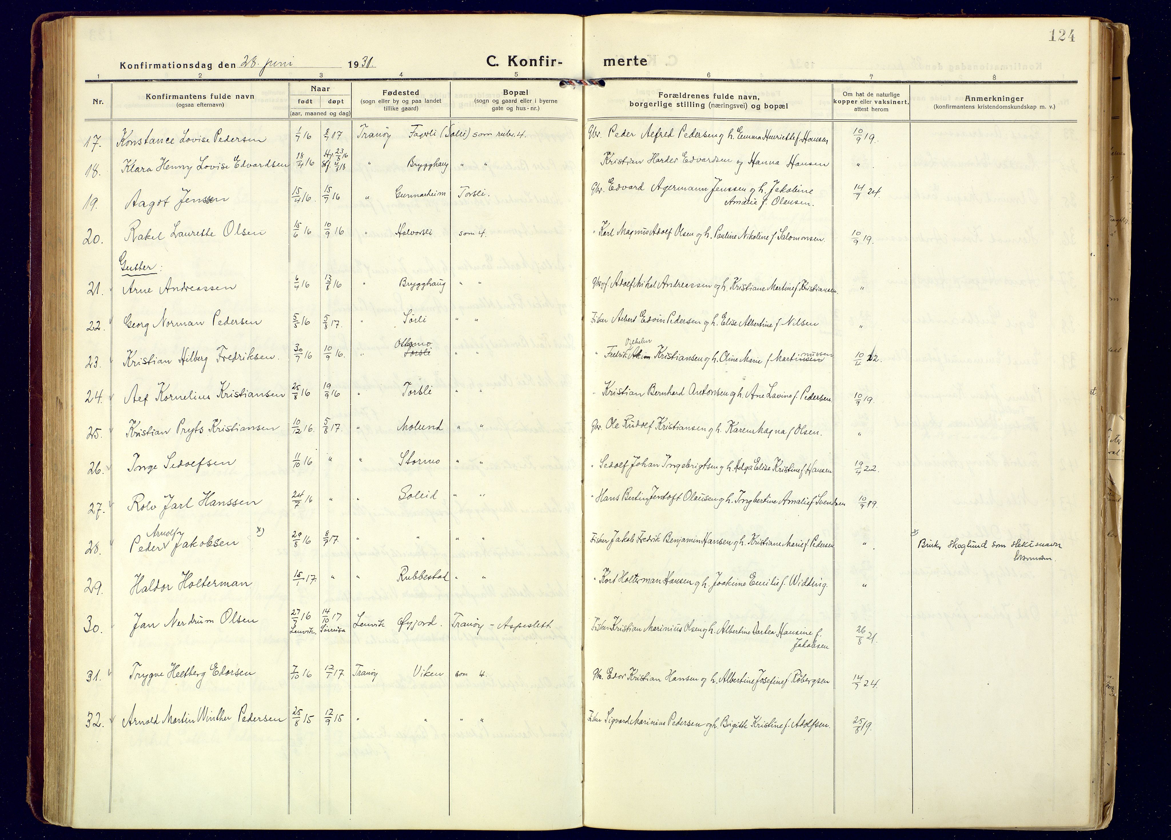 Tranøy sokneprestkontor, AV/SATØ-S-1313/I/Ia/Iaa/L0016kirke: Parish register (official) no. 16, 1919-1932, p. 124