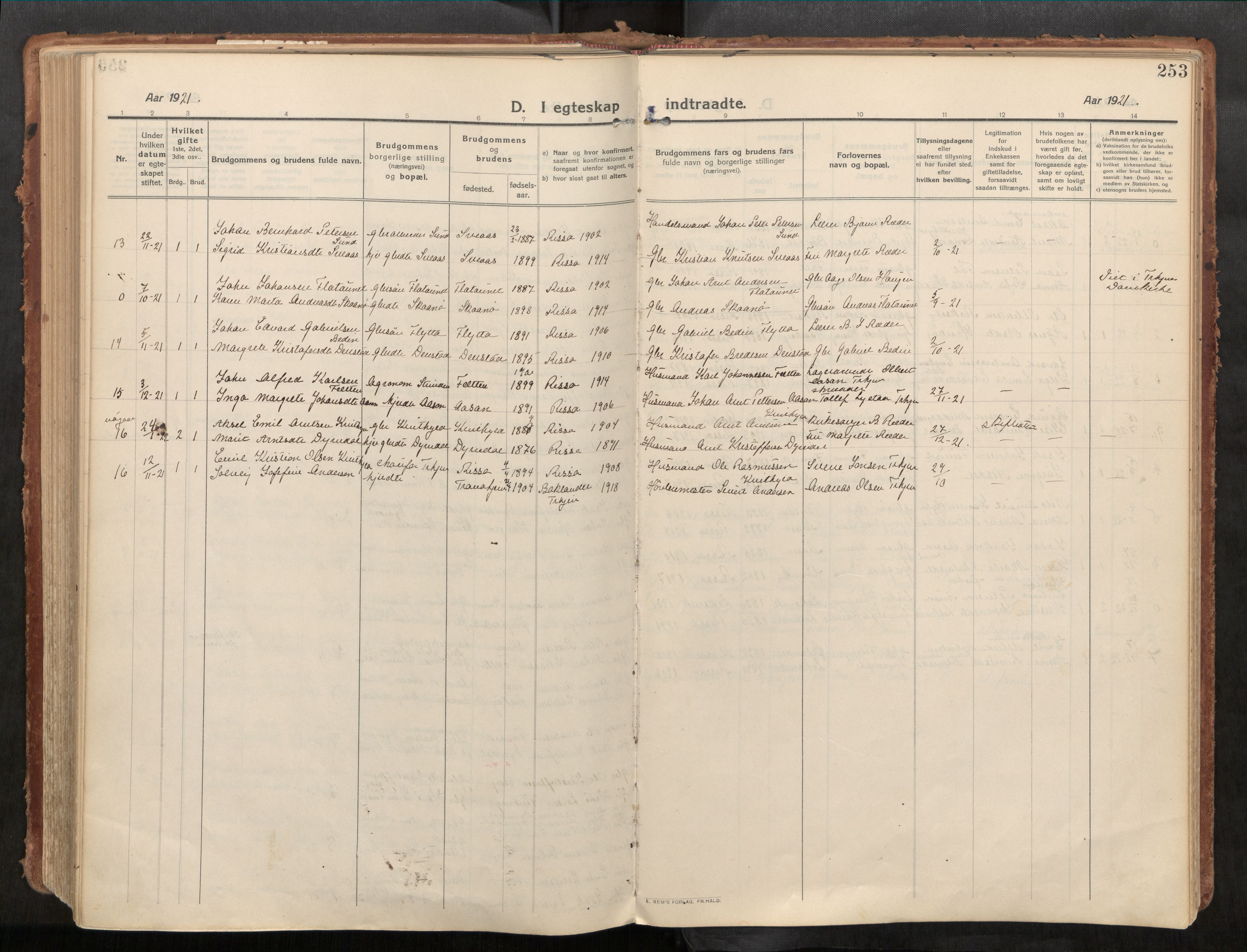 Stadsbygd sokneprestkontor, AV/SAT-A-1117/1/I/I1/I1a/L0001: Parish register (official) no. 1, 1911-1929, p. 253