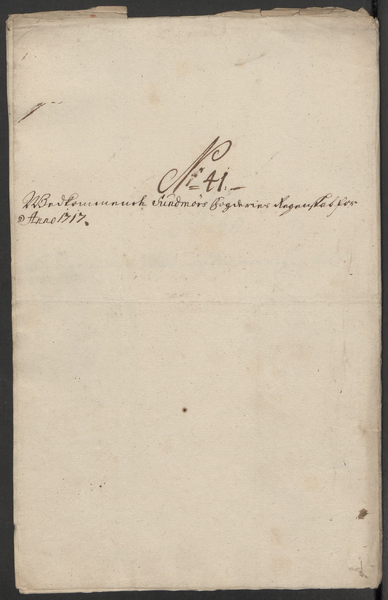 Rentekammeret inntil 1814, Reviderte regnskaper, Fogderegnskap, AV/RA-EA-4092/R54/L3569: Fogderegnskap Sunnmøre, 1717, p. 323