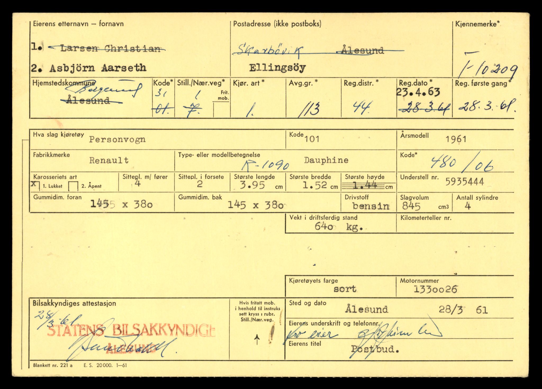 Møre og Romsdal vegkontor - Ålesund trafikkstasjon, AV/SAT-A-4099/F/Fe/L0018: Registreringskort for kjøretøy T 10091 - T 10227, 1927-1998, p. 3219