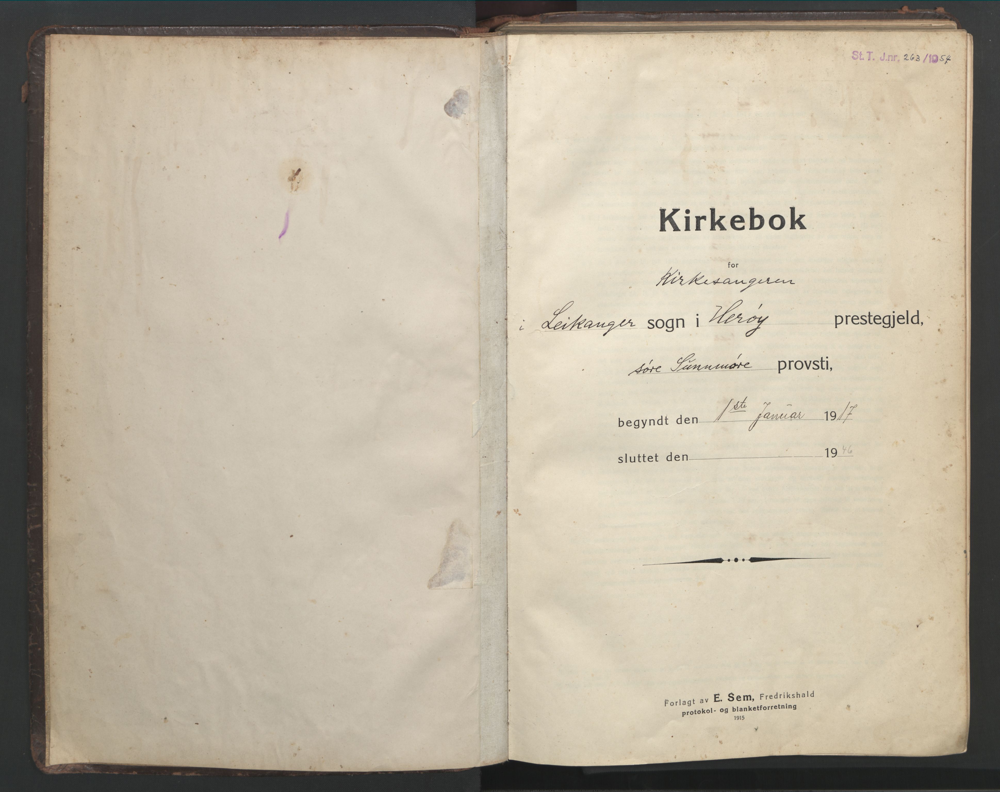 Ministerialprotokoller, klokkerbøker og fødselsregistre - Møre og Romsdal, SAT/A-1454/508/L0099: Parish register (copy) no. 508C03, 1917-1947