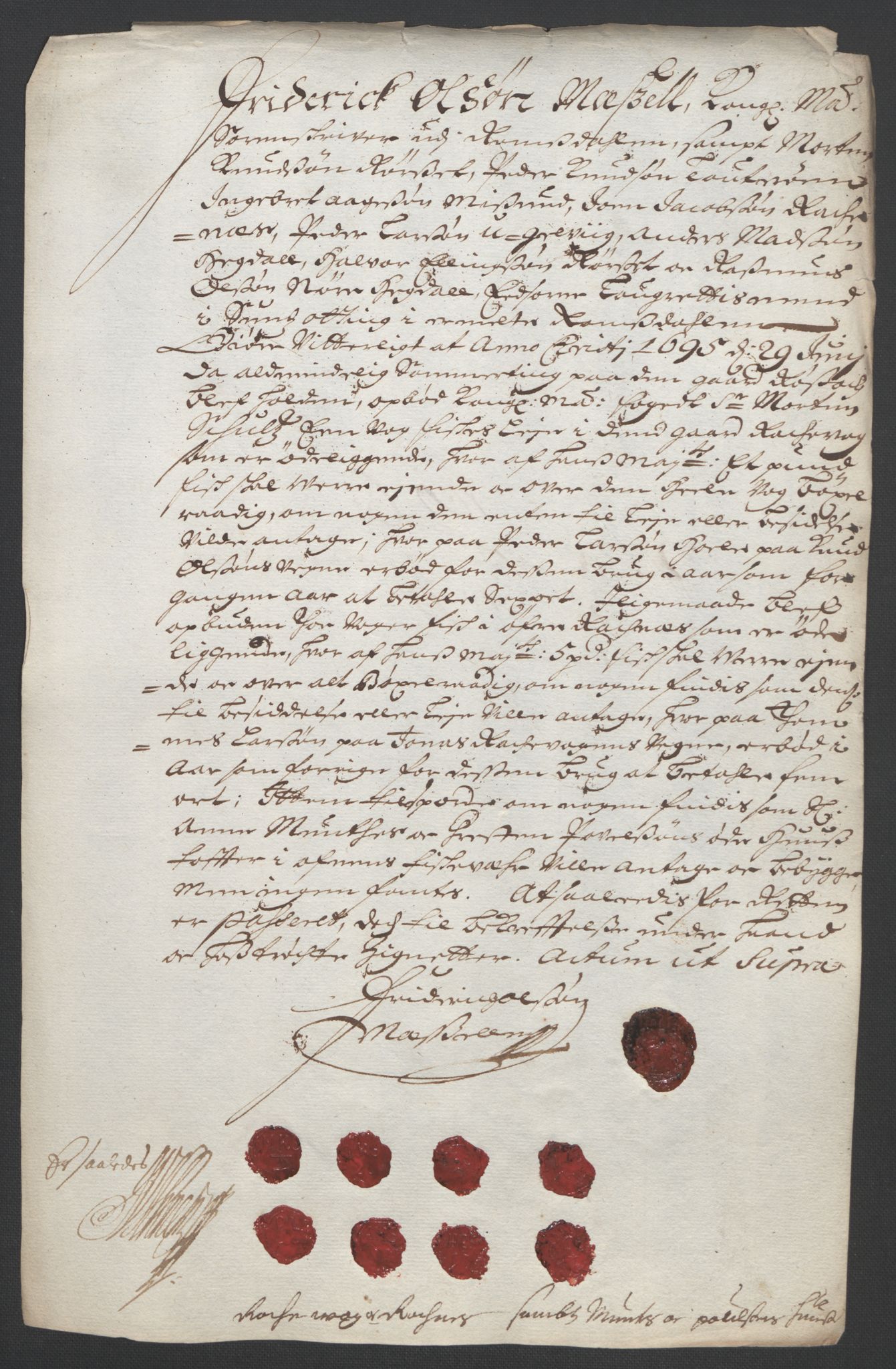 Rentekammeret inntil 1814, Reviderte regnskaper, Fogderegnskap, RA/EA-4092/R55/L3652: Fogderegnskap Romsdal, 1695-1696, p. 144
