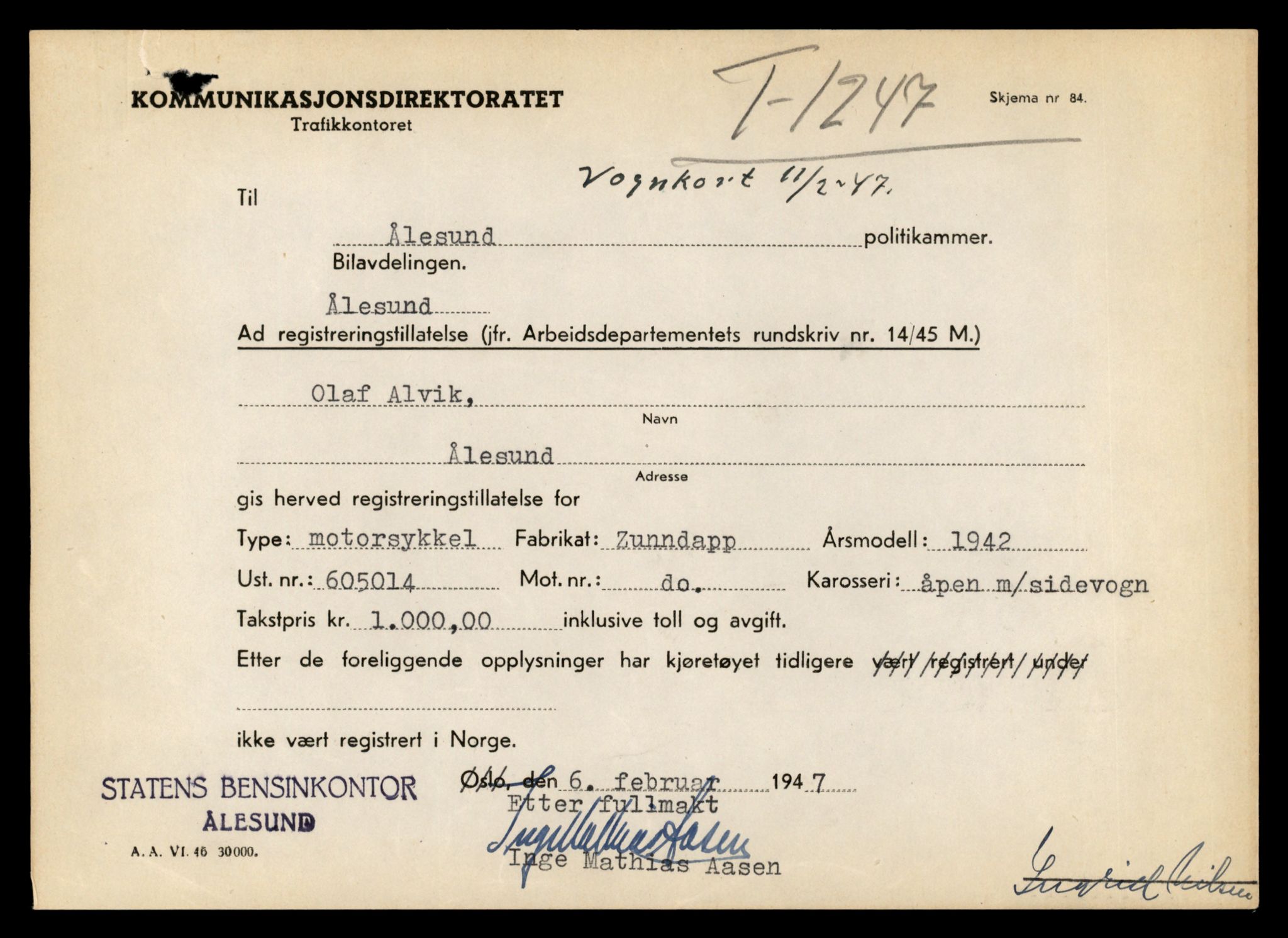 Møre og Romsdal vegkontor - Ålesund trafikkstasjon, AV/SAT-A-4099/F/Fe/L0031: Registreringskort for kjøretøy T 11800 - T 11996, 1927-1998, p. 2237