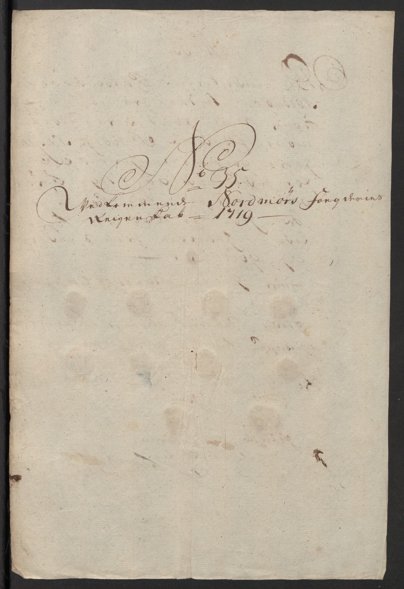 Rentekammeret inntil 1814, Reviderte regnskaper, Fogderegnskap, RA/EA-4092/R56/L3752: Fogderegnskap Nordmøre, 1719, p. 215