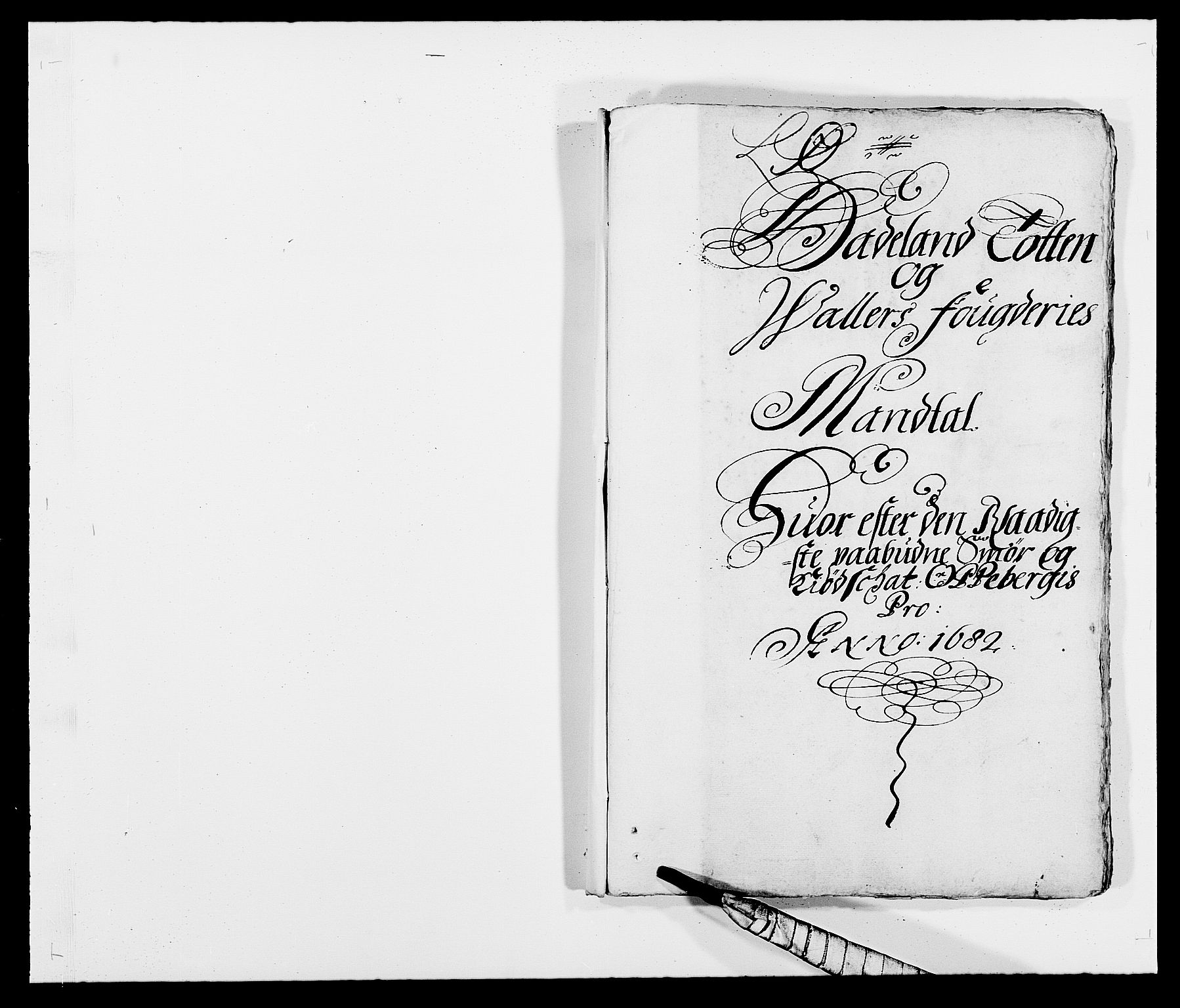 Rentekammeret inntil 1814, Reviderte regnskaper, Fogderegnskap, RA/EA-4092/R18/L1281: Fogderegnskap Hadeland, Toten og Valdres, 1682, p. 1