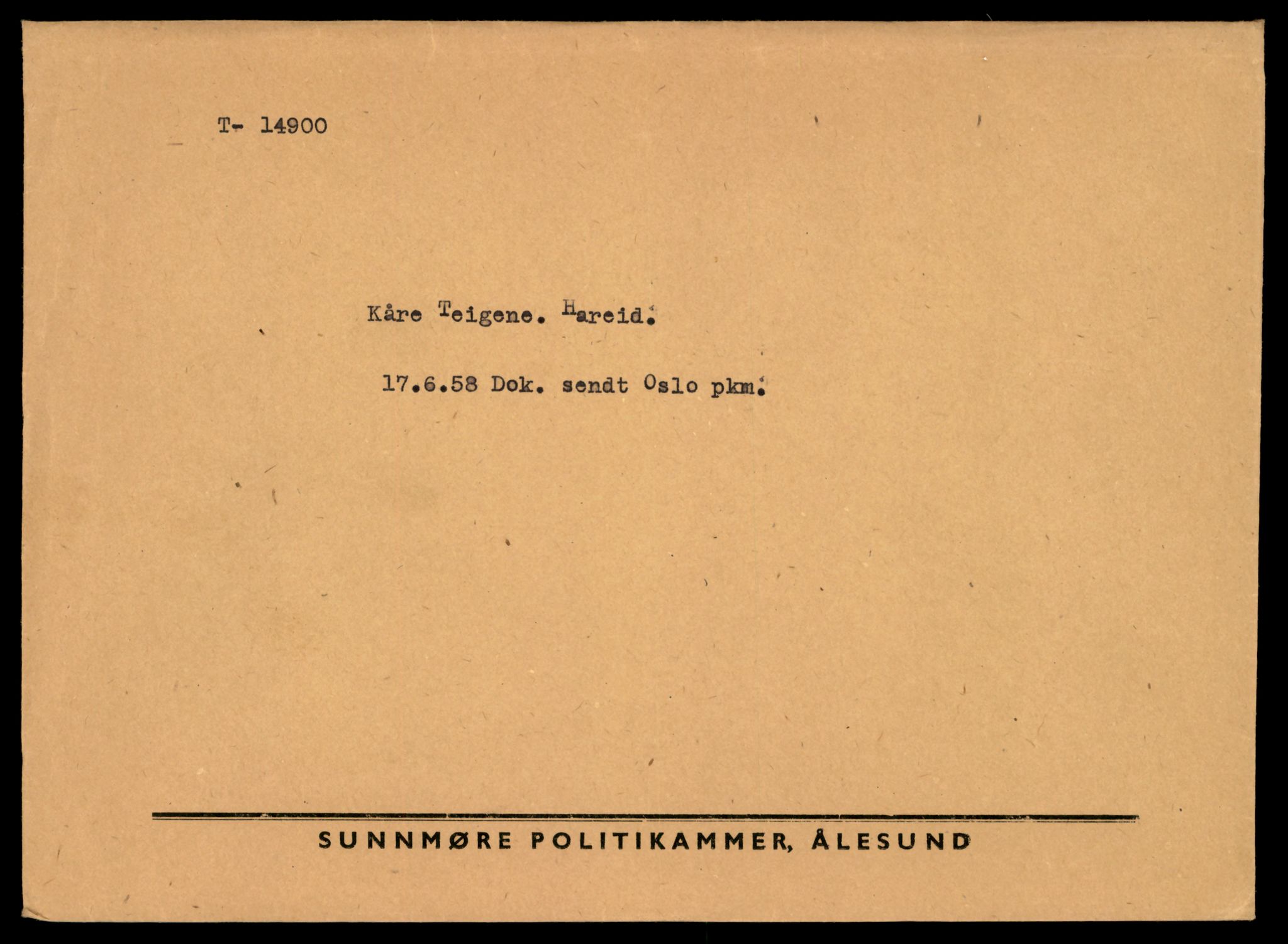 Møre og Romsdal vegkontor - Ålesund trafikkstasjon, AV/SAT-A-4099/F/Fe/L0049: Registreringskort for kjøretøy T 14864 - T 18613, 1927-1998, p. 845