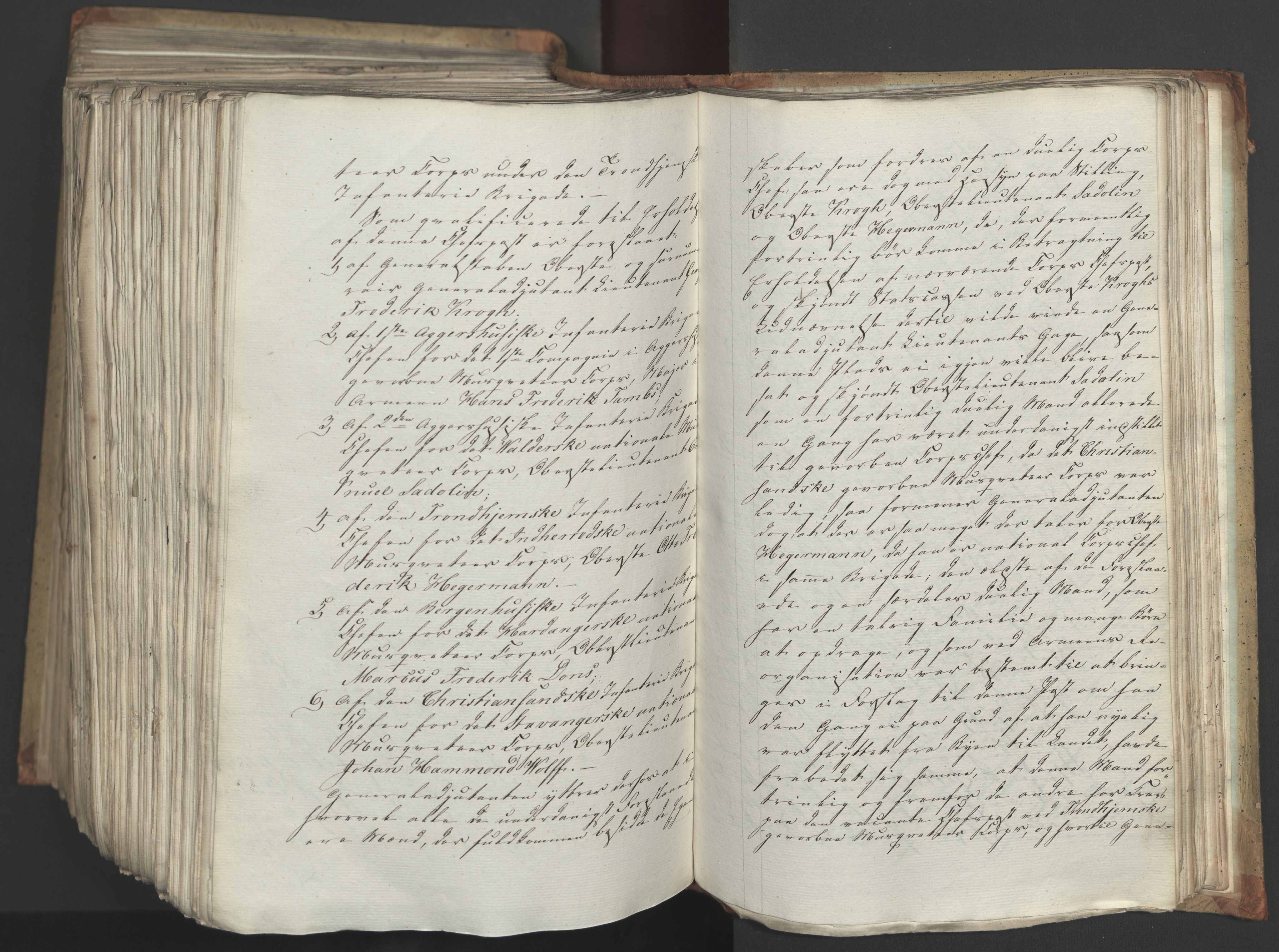Statsrådsavdelingen i Stockholm, AV/RA-S-1003/D/Da/L0034: Regjeringsinnstillinger nr. 275-540, 1823, p. 625