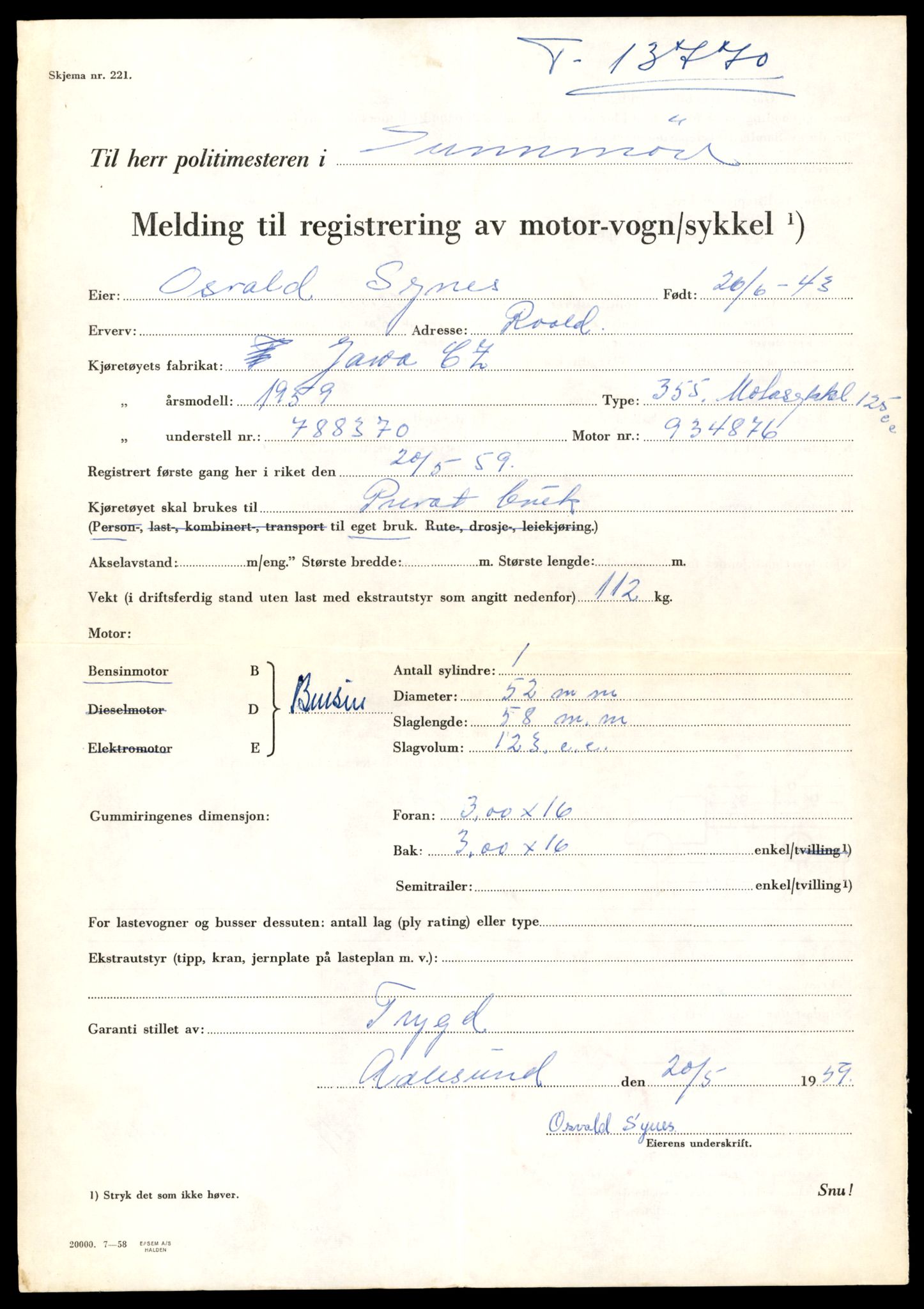 Møre og Romsdal vegkontor - Ålesund trafikkstasjon, AV/SAT-A-4099/F/Fe/L0041: Registreringskort for kjøretøy T 13710 - T 13905, 1927-1998, p. 1047