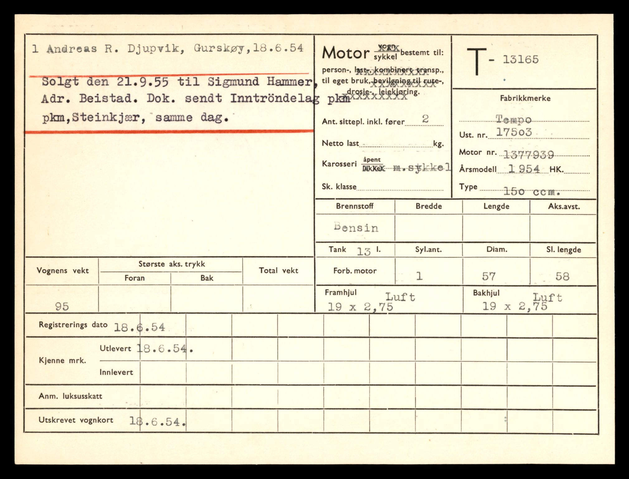Møre og Romsdal vegkontor - Ålesund trafikkstasjon, AV/SAT-A-4099/F/Fe/L0037: Registreringskort for kjøretøy T 13031 - T 13179, 1927-1998, p. 2576