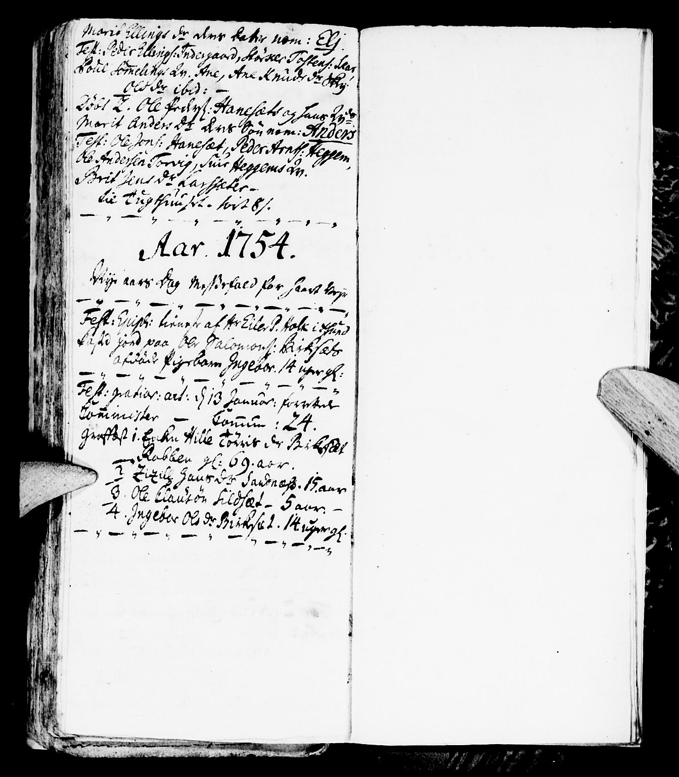 Ministerialprotokoller, klokkerbøker og fødselsregistre - Møre og Romsdal, AV/SAT-A-1454/584/L0964: Parish register (official) no. 584A04, 1732-1754