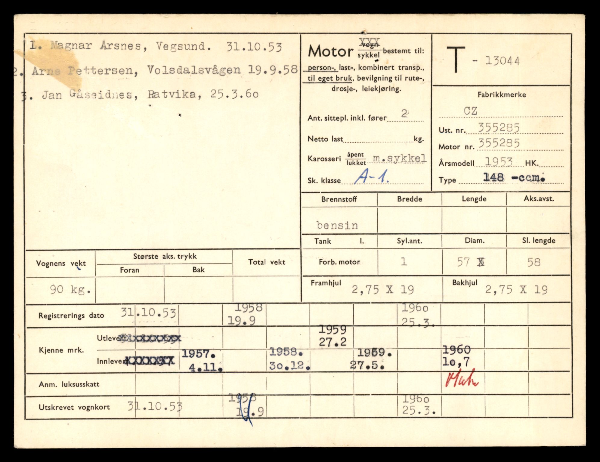 Møre og Romsdal vegkontor - Ålesund trafikkstasjon, AV/SAT-A-4099/F/Fe/L0037: Registreringskort for kjøretøy T 13031 - T 13179, 1927-1998, p. 299