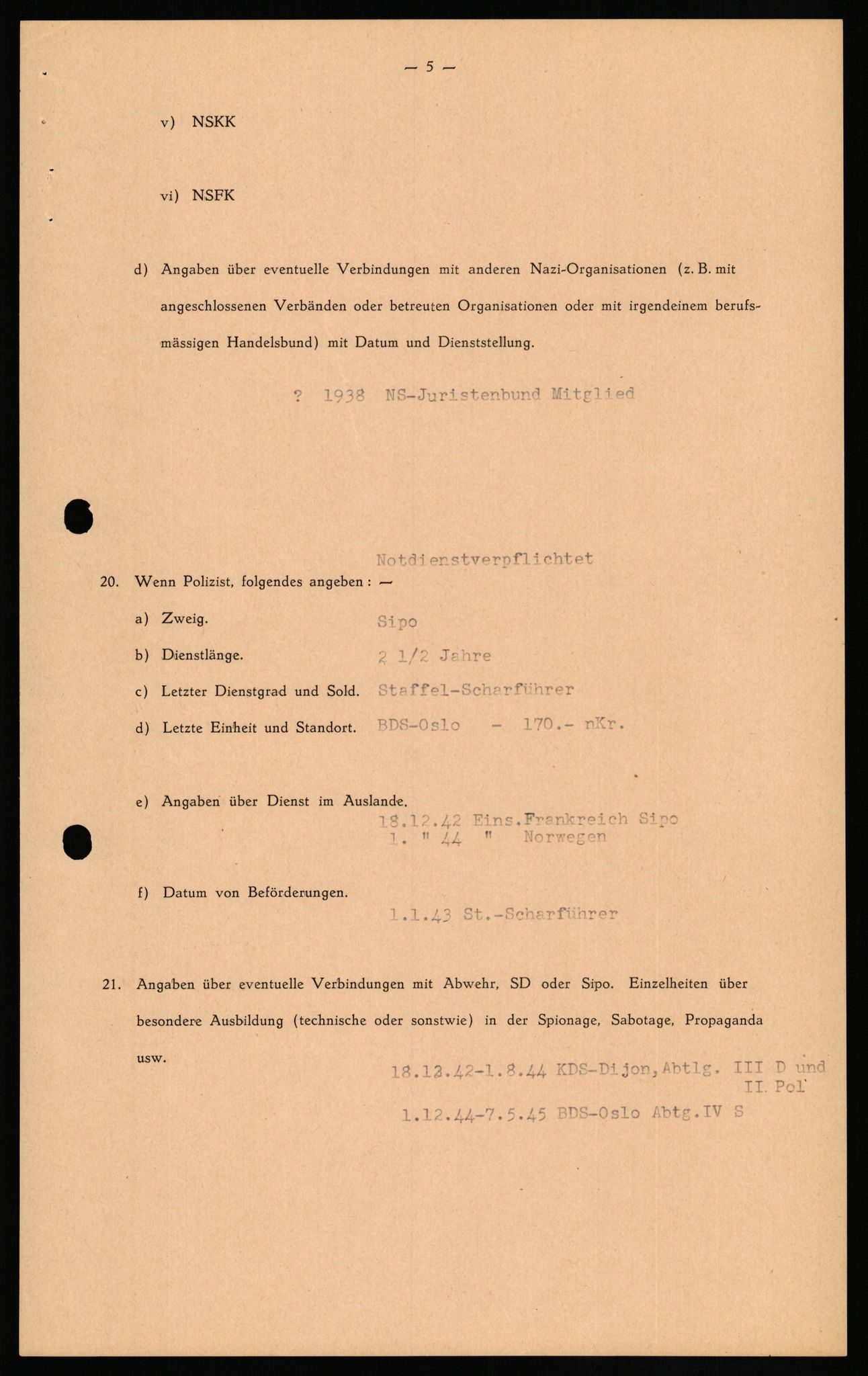 Forsvaret, Forsvarets overkommando II, AV/RA-RAFA-3915/D/Db/L0018: CI Questionaires. Tyske okkupasjonsstyrker i Norge. Tyskere., 1945-1946, p. 379