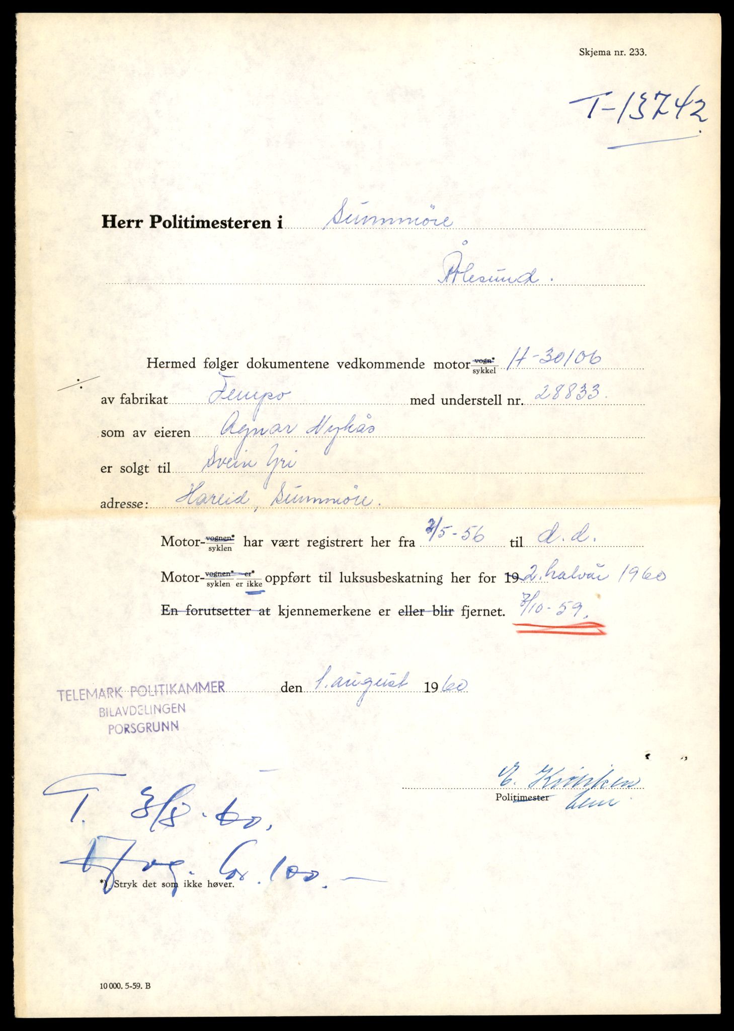 Møre og Romsdal vegkontor - Ålesund trafikkstasjon, AV/SAT-A-4099/F/Fe/L0041: Registreringskort for kjøretøy T 13710 - T 13905, 1927-1998, p. 577