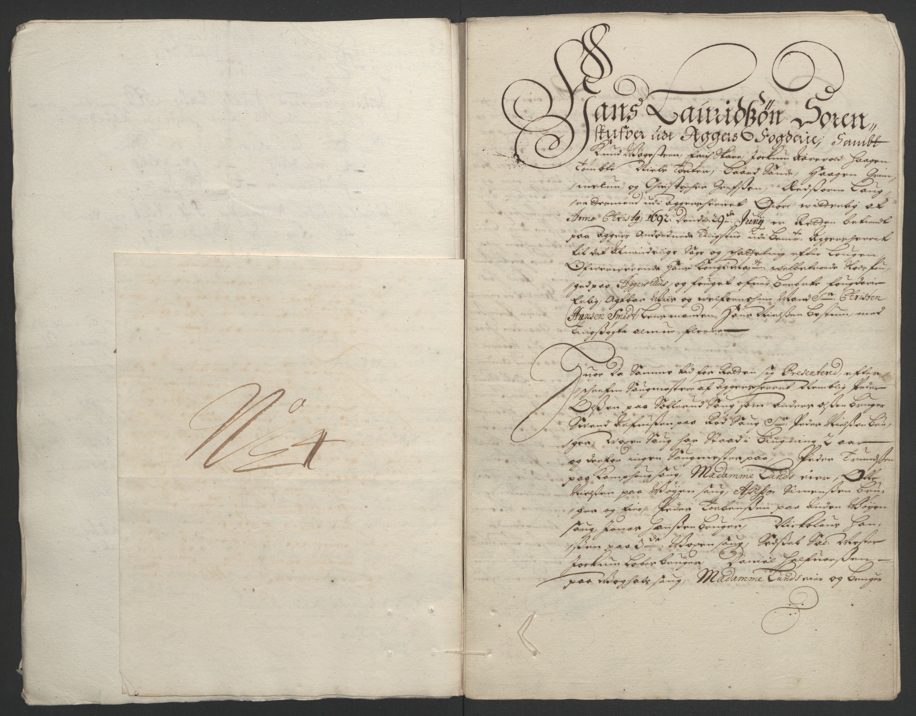 Rentekammeret inntil 1814, Reviderte regnskaper, Fogderegnskap, RA/EA-4092/R08/L0426: Fogderegnskap Aker, 1692-1693, p. 140