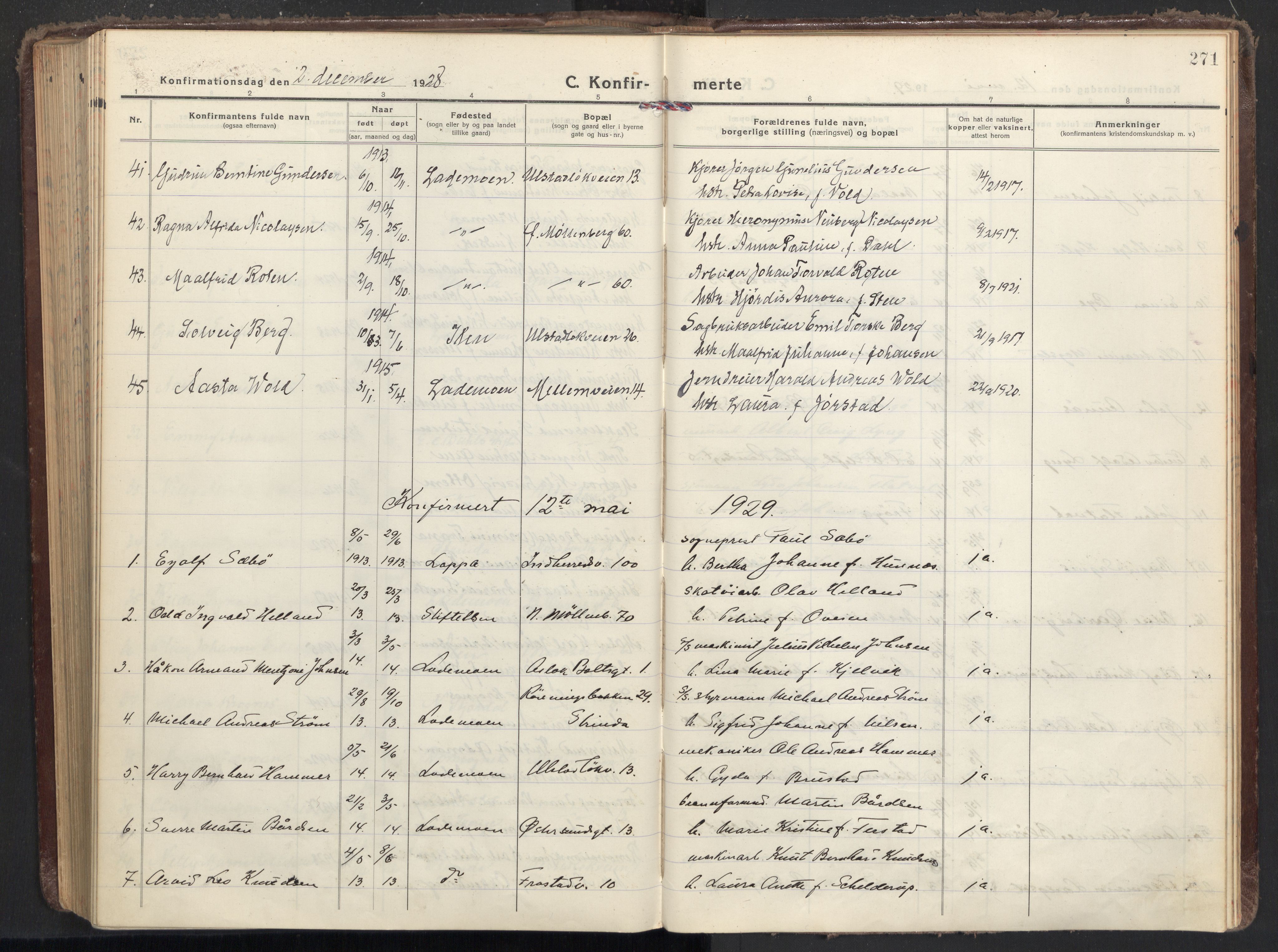 Ministerialprotokoller, klokkerbøker og fødselsregistre - Sør-Trøndelag, SAT/A-1456/605/L0247: Parish register (official) no. 605A09, 1918-1930, p. 271