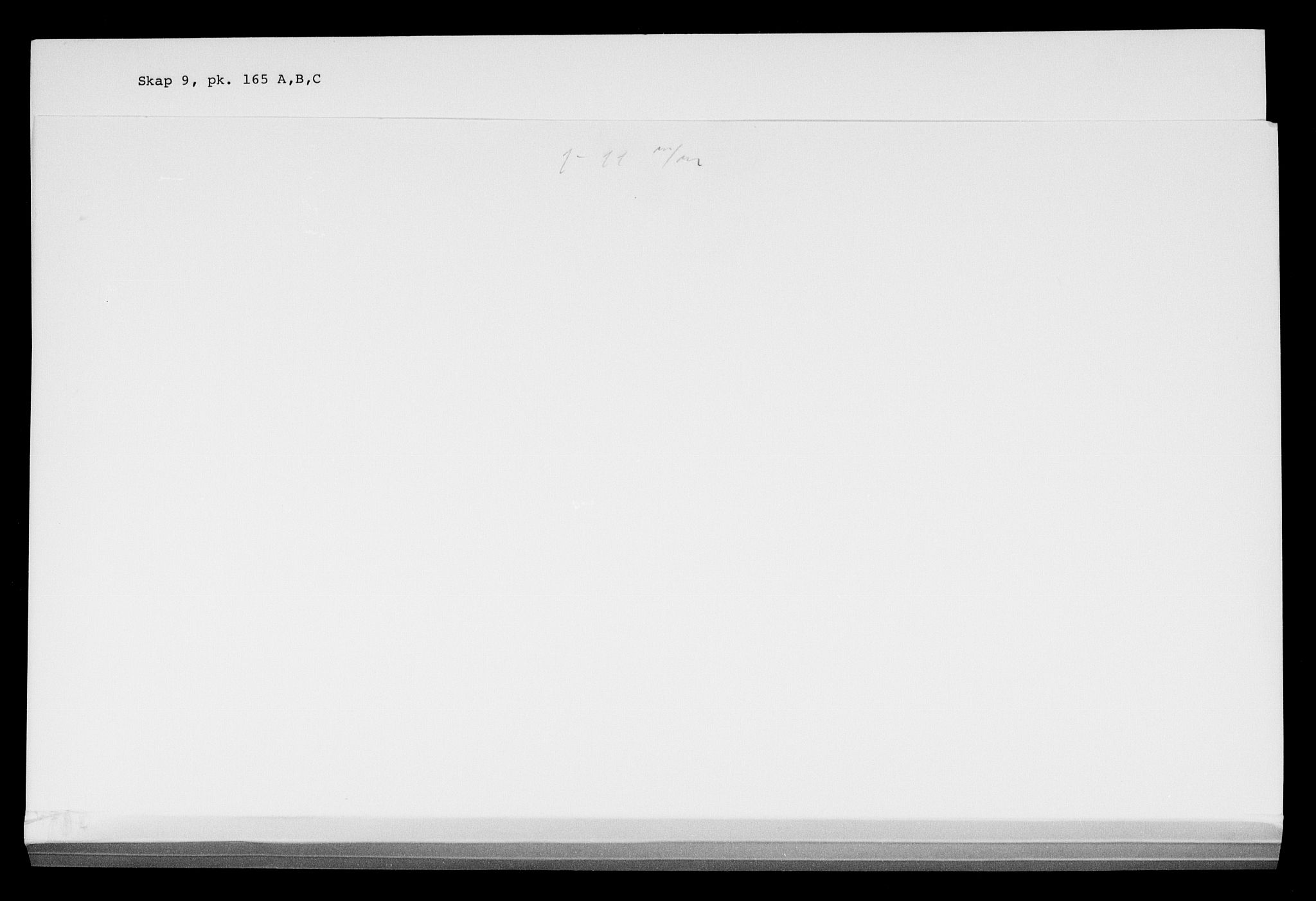 Danske Kanselli, Skapsaker, AV/RA-EA-4061/F/L0030: Skap 9, pakke 165A-C, 1772, p. 2