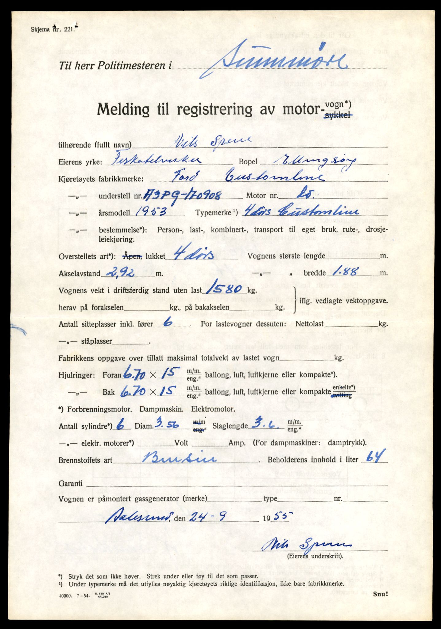 Møre og Romsdal vegkontor - Ålesund trafikkstasjon, AV/SAT-A-4099/F/Fe/L0049: Registreringskort for kjøretøy T 14864 - T 18613, 1927-1998, p. 1195