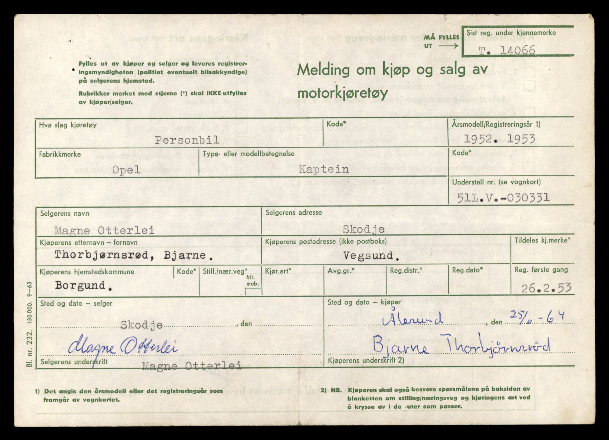 Møre og Romsdal vegkontor - Ålesund trafikkstasjon, AV/SAT-A-4099/F/Fe/L0042: Registreringskort for kjøretøy T 13906 - T 14079, 1927-1998, p. 2850