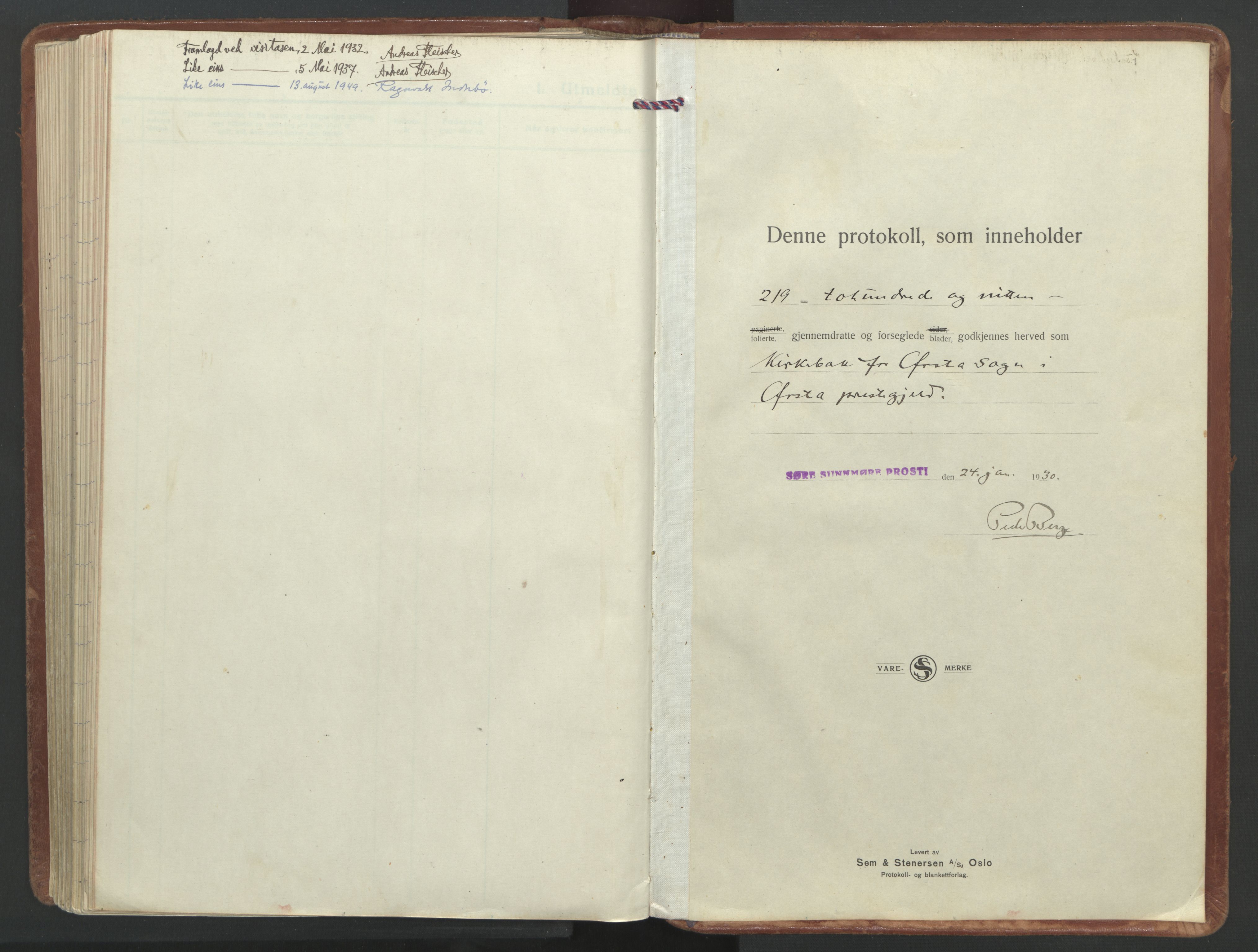 Ministerialprotokoller, klokkerbøker og fødselsregistre - Møre og Romsdal, SAT/A-1454/513/L0181: Parish register (official) no. 513A08, 1930-1943