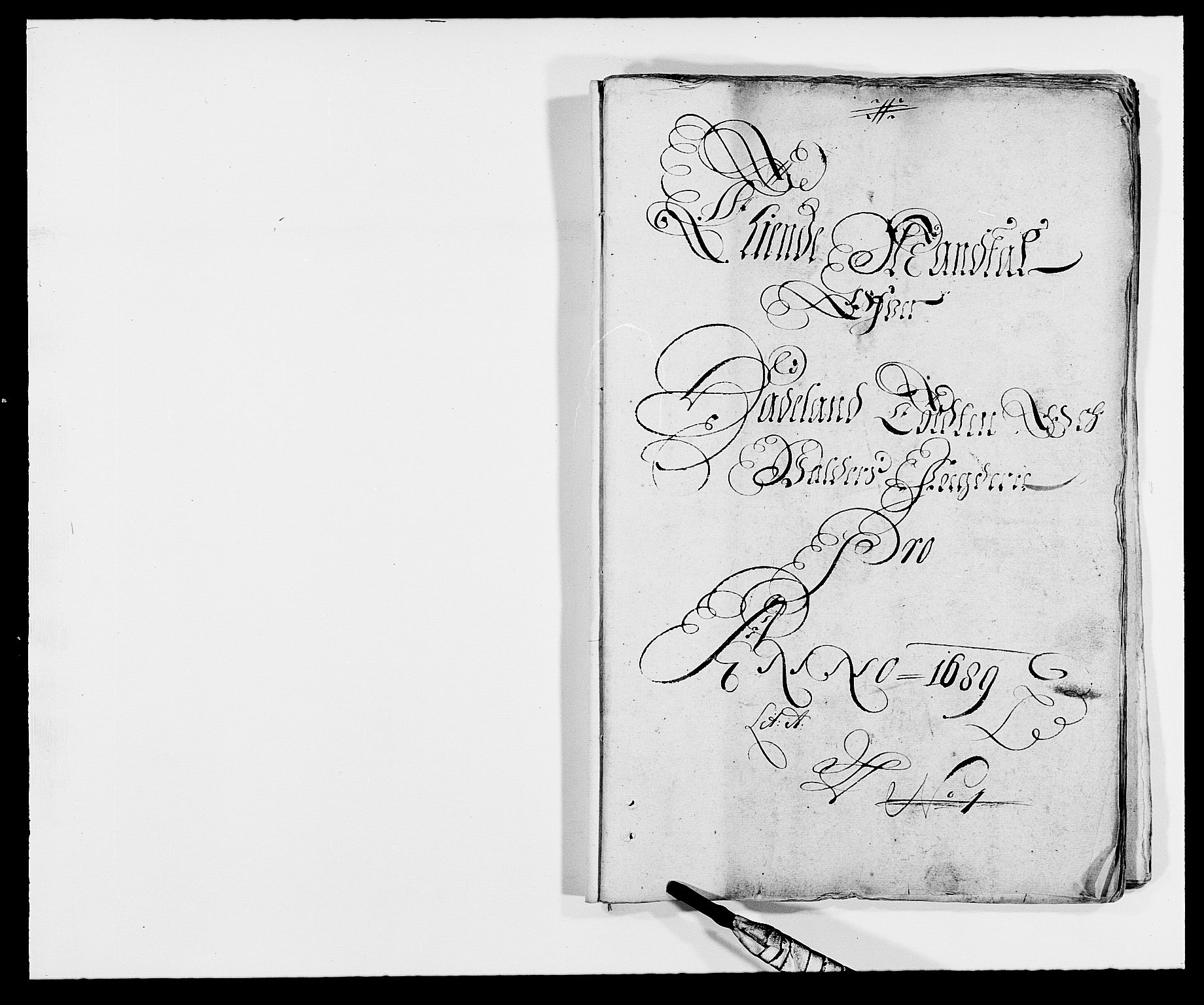 Rentekammeret inntil 1814, Reviderte regnskaper, Fogderegnskap, RA/EA-4092/R18/L1288: Fogderegnskap Hadeland, Toten og Valdres, 1689, p. 13