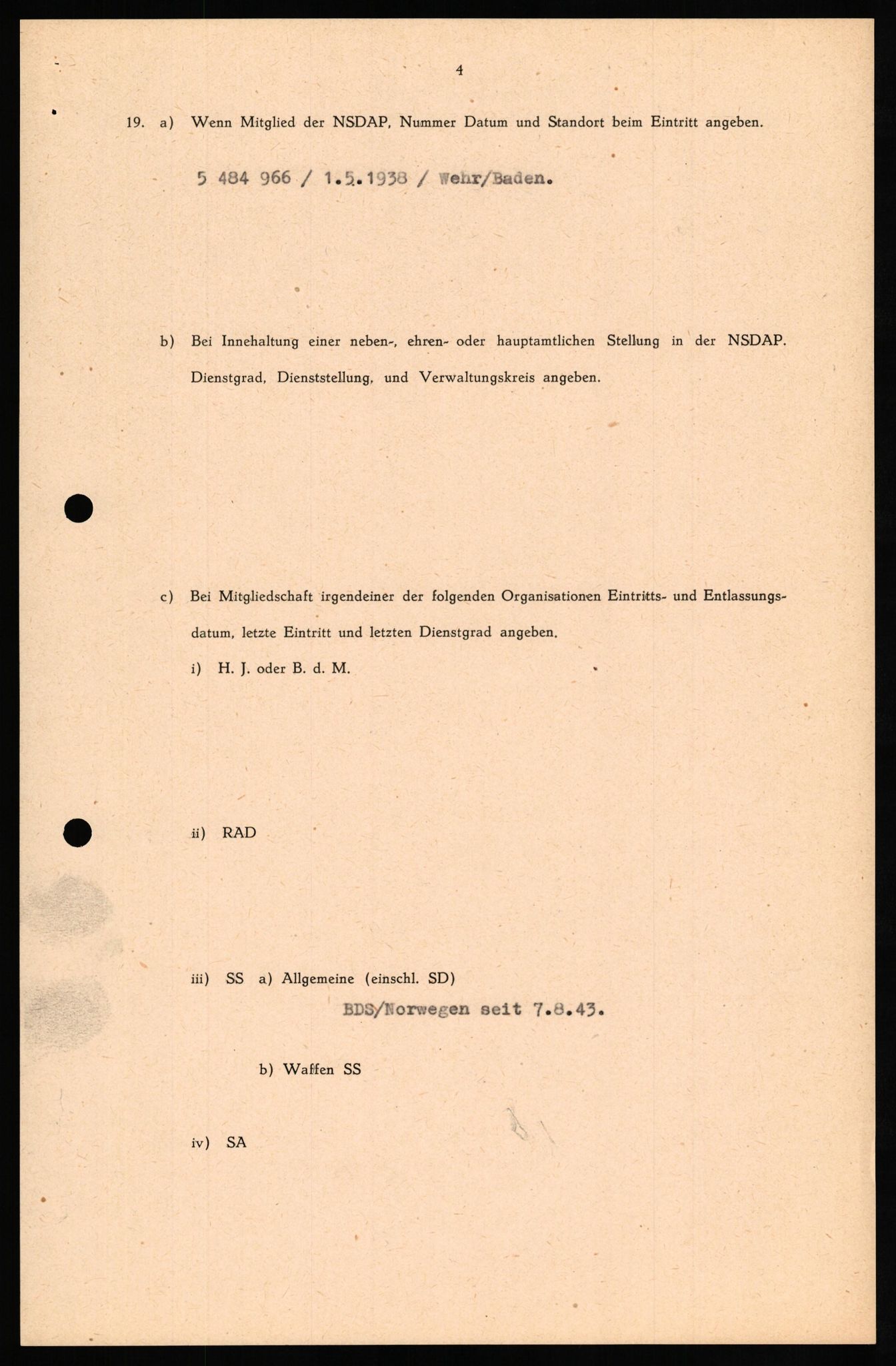 Forsvaret, Forsvarets overkommando II, RA/RAFA-3915/D/Db/L0029: CI Questionaires. Tyske okkupasjonsstyrker i Norge. Tyskere., 1945-1946, p. 136