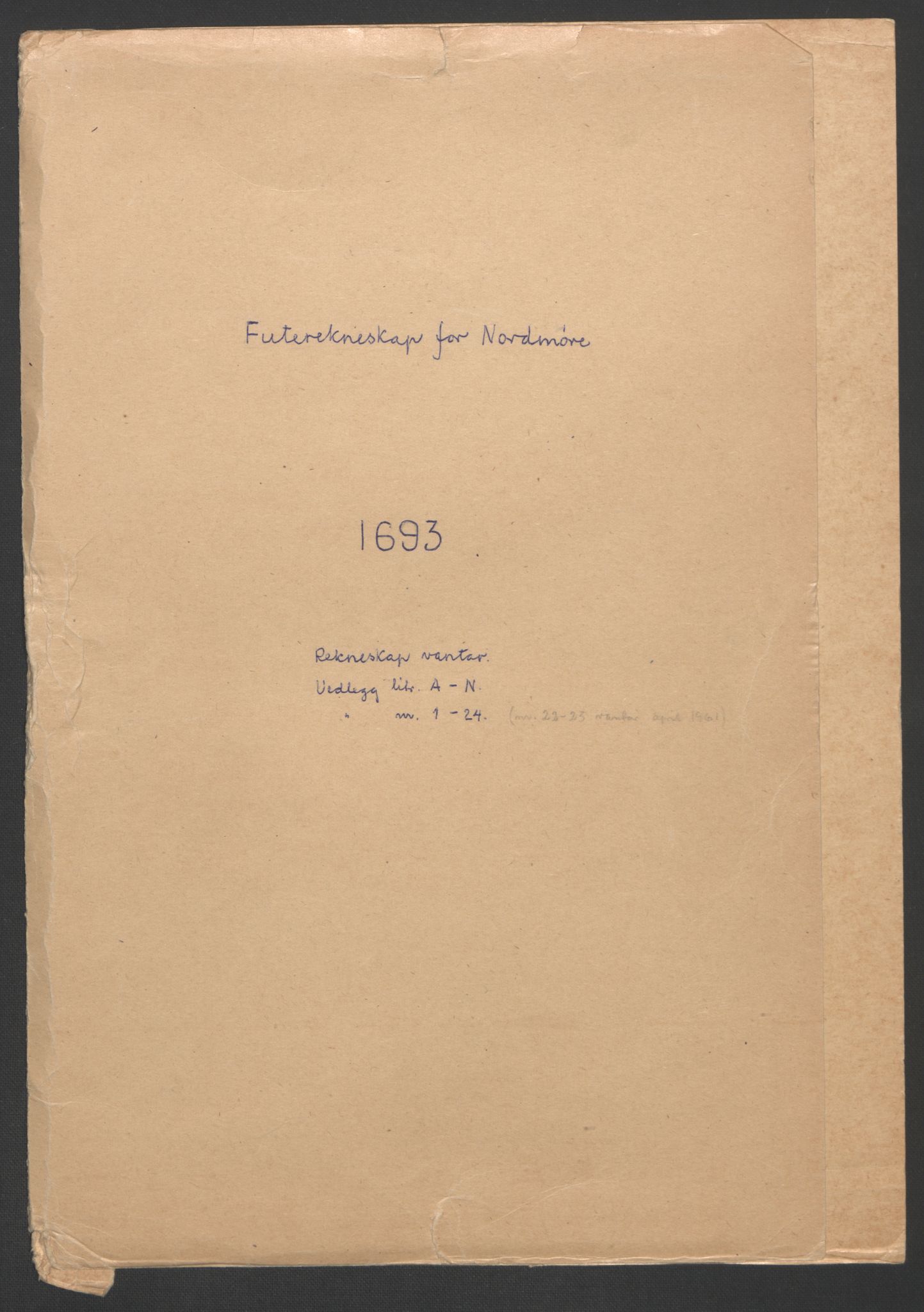 Rentekammeret inntil 1814, Reviderte regnskaper, Fogderegnskap, RA/EA-4092/R56/L3735: Fogderegnskap Nordmøre, 1692-1693, p. 277