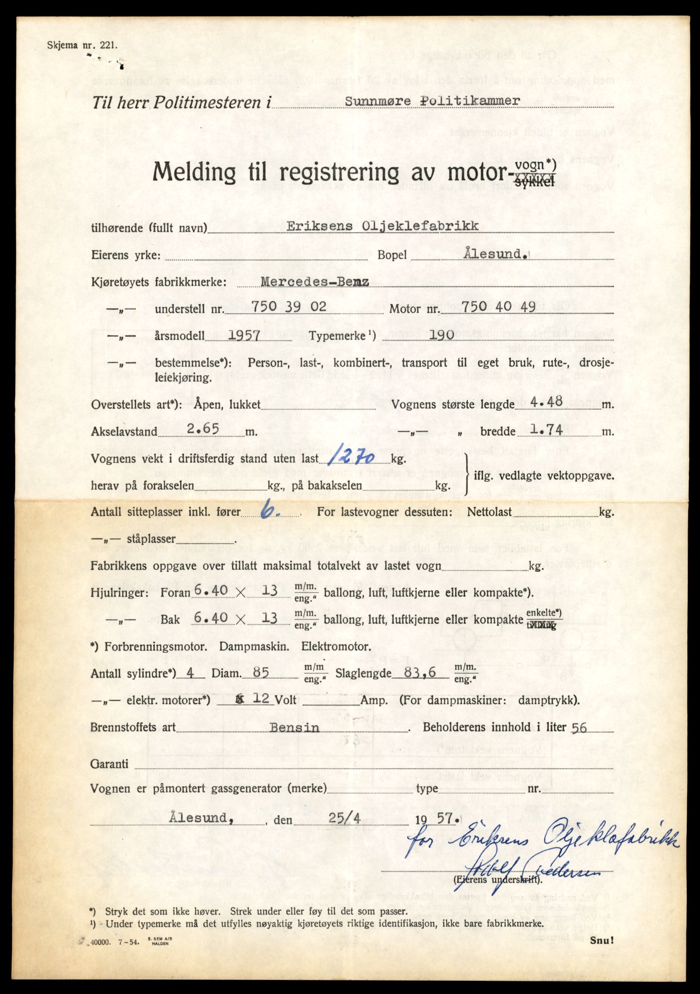 Møre og Romsdal vegkontor - Ålesund trafikkstasjon, AV/SAT-A-4099/F/Fe/L0019: Registreringskort for kjøretøy T 10228 - T 10350, 1927-1998, p. 2281