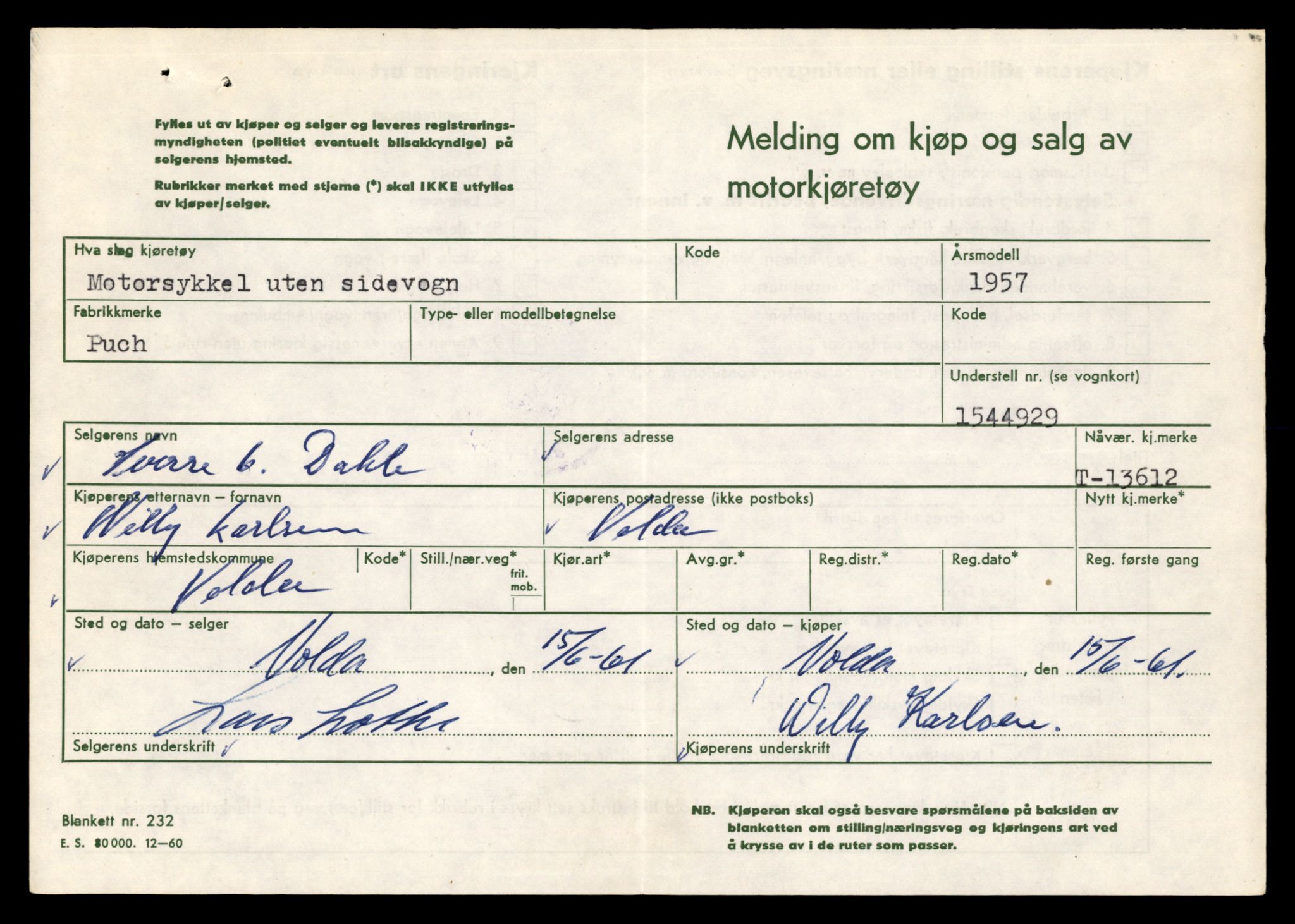 Møre og Romsdal vegkontor - Ålesund trafikkstasjon, AV/SAT-A-4099/F/Fe/L0040: Registreringskort for kjøretøy T 13531 - T 13709, 1927-1998, p. 1481