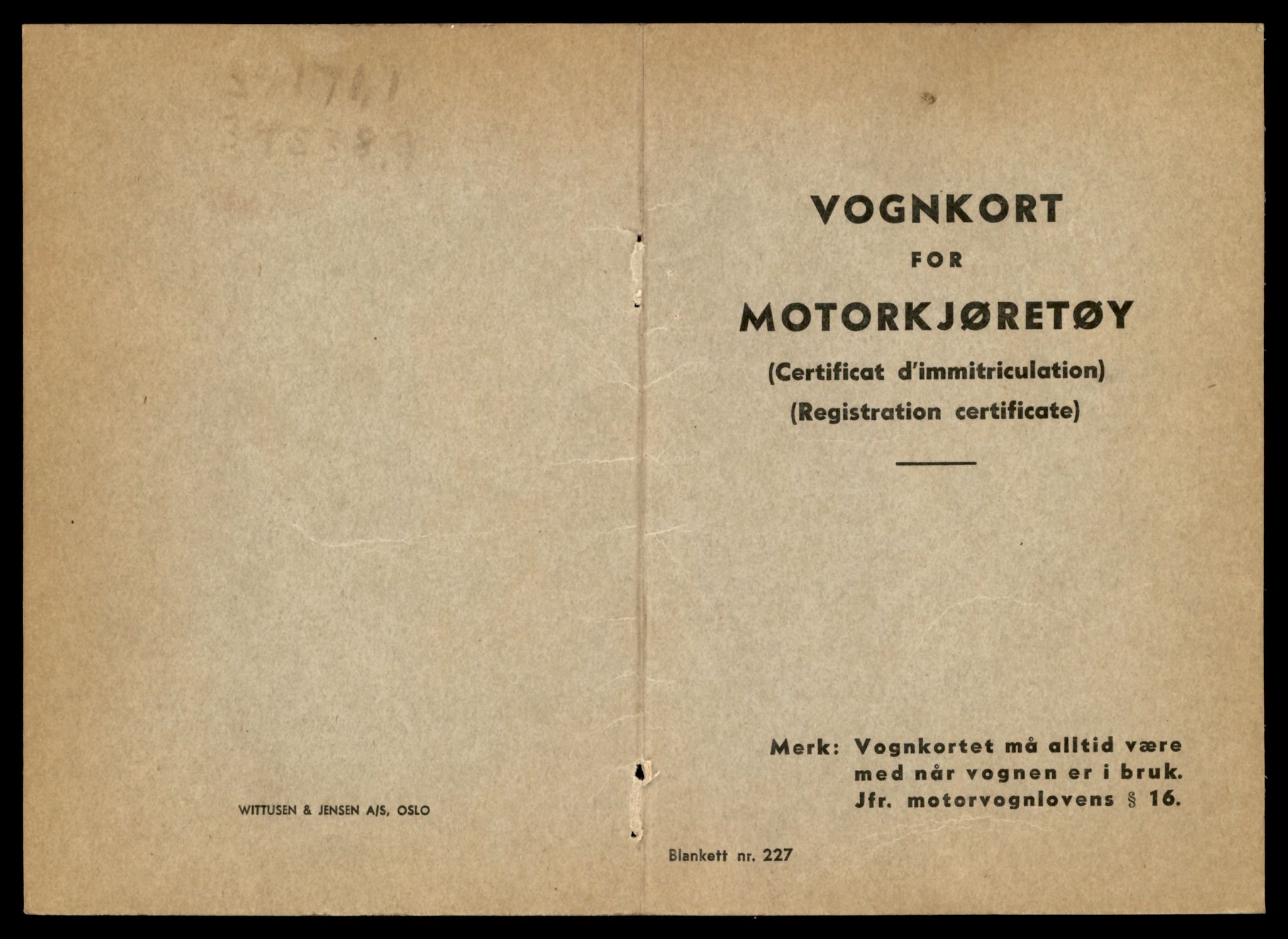 Møre og Romsdal vegkontor - Ålesund trafikkstasjon, AV/SAT-A-4099/F/Fe/L0049: Registreringskort for kjøretøy T 14864 - T 18613, 1927-1998, p. 671
