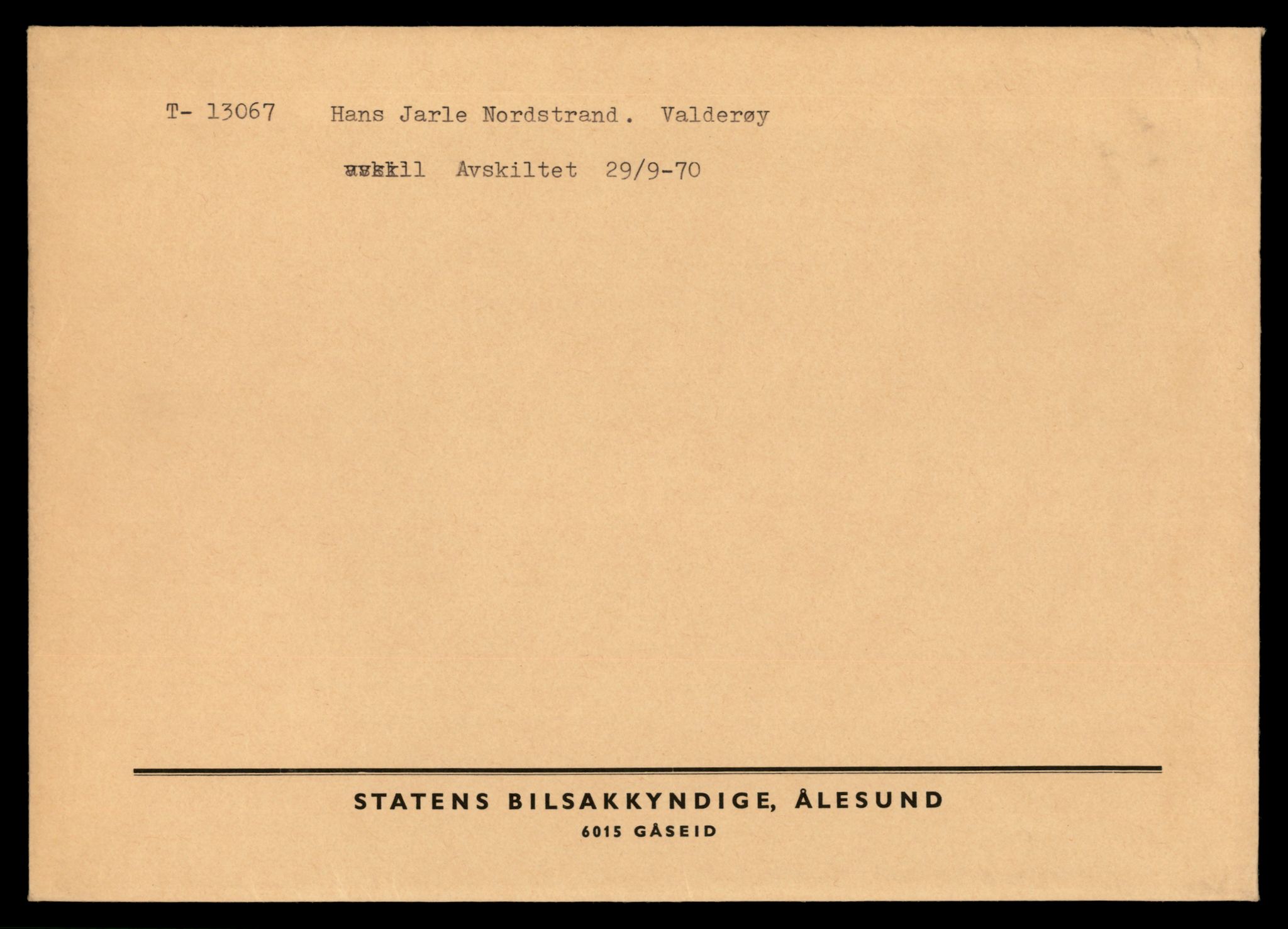 Møre og Romsdal vegkontor - Ålesund trafikkstasjon, AV/SAT-A-4099/F/Fe/L0037: Registreringskort for kjøretøy T 13031 - T 13179, 1927-1998, p. 709