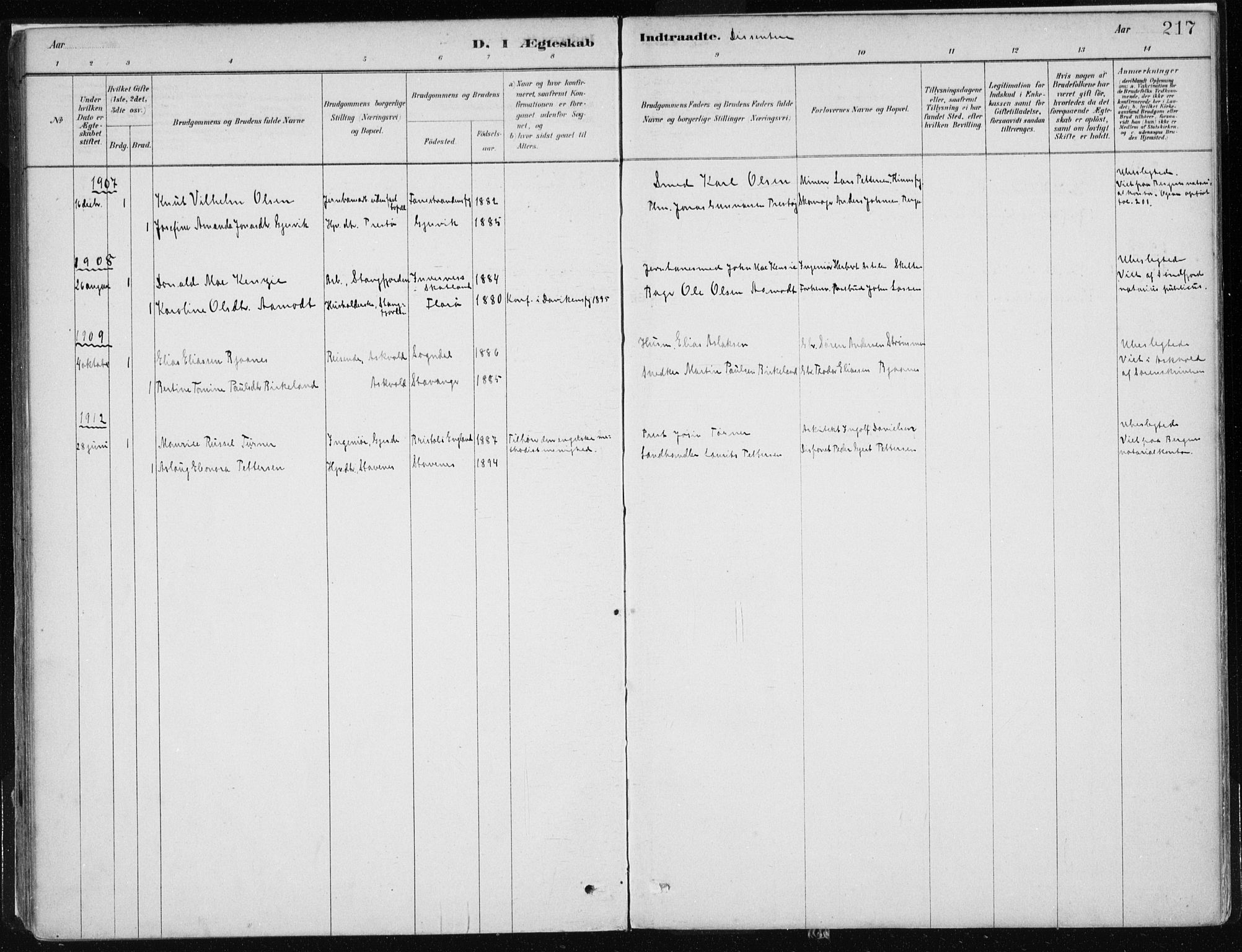 Askvoll sokneprestembete, SAB/A-79501/H/Haa/Haab/L0002: Parish register (official) no. B 2, 1879-1909, p. 217