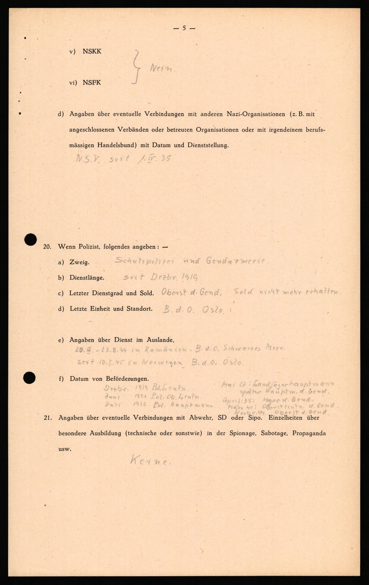 Forsvaret, Forsvarets overkommando II, AV/RA-RAFA-3915/D/Db/L0030: CI Questionaires. Tyske okkupasjonsstyrker i Norge. Tyskere., 1945-1946, p. 266