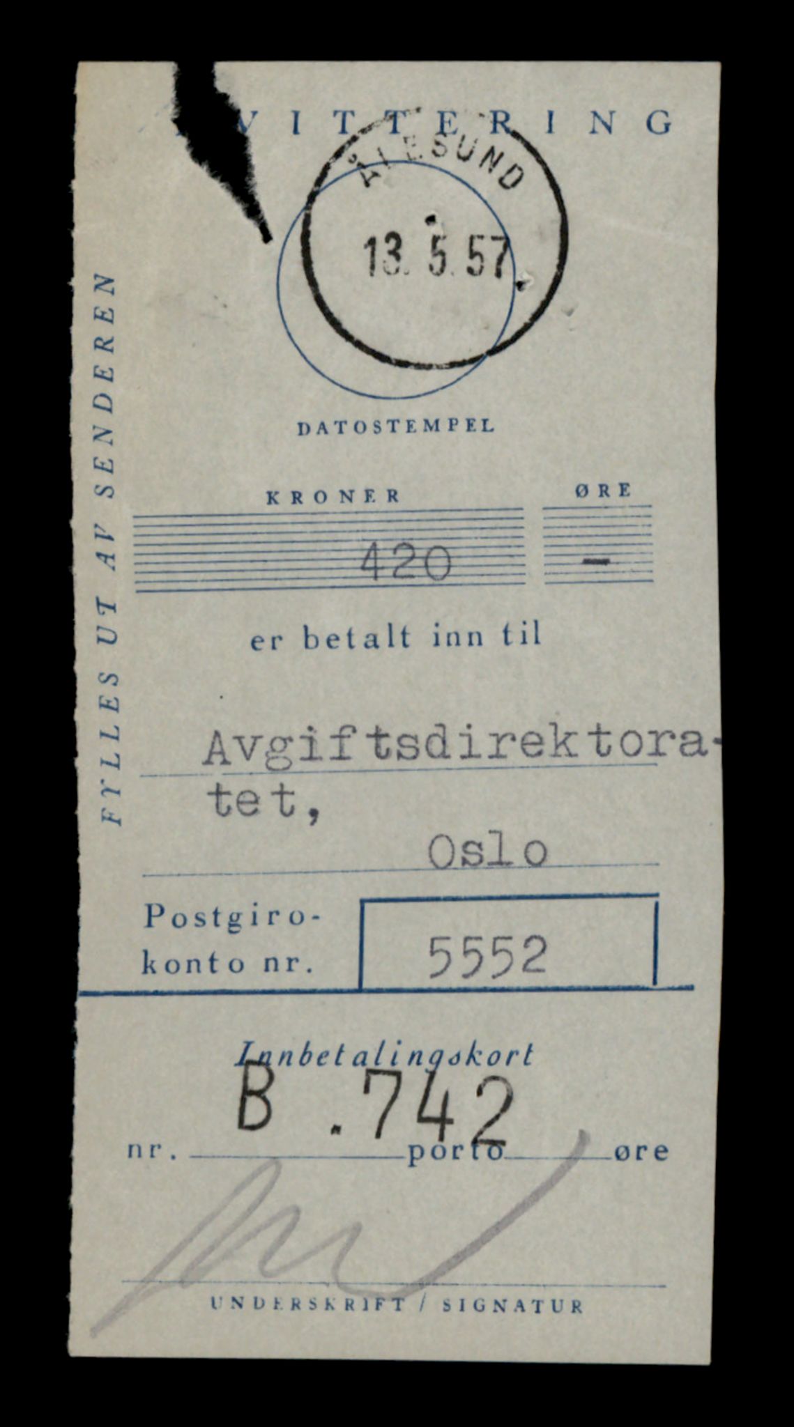 Møre og Romsdal vegkontor - Ålesund trafikkstasjon, AV/SAT-A-4099/F/Fe/L0034: Registreringskort for kjøretøy T 12500 - T 12652, 1927-1998, p. 2963