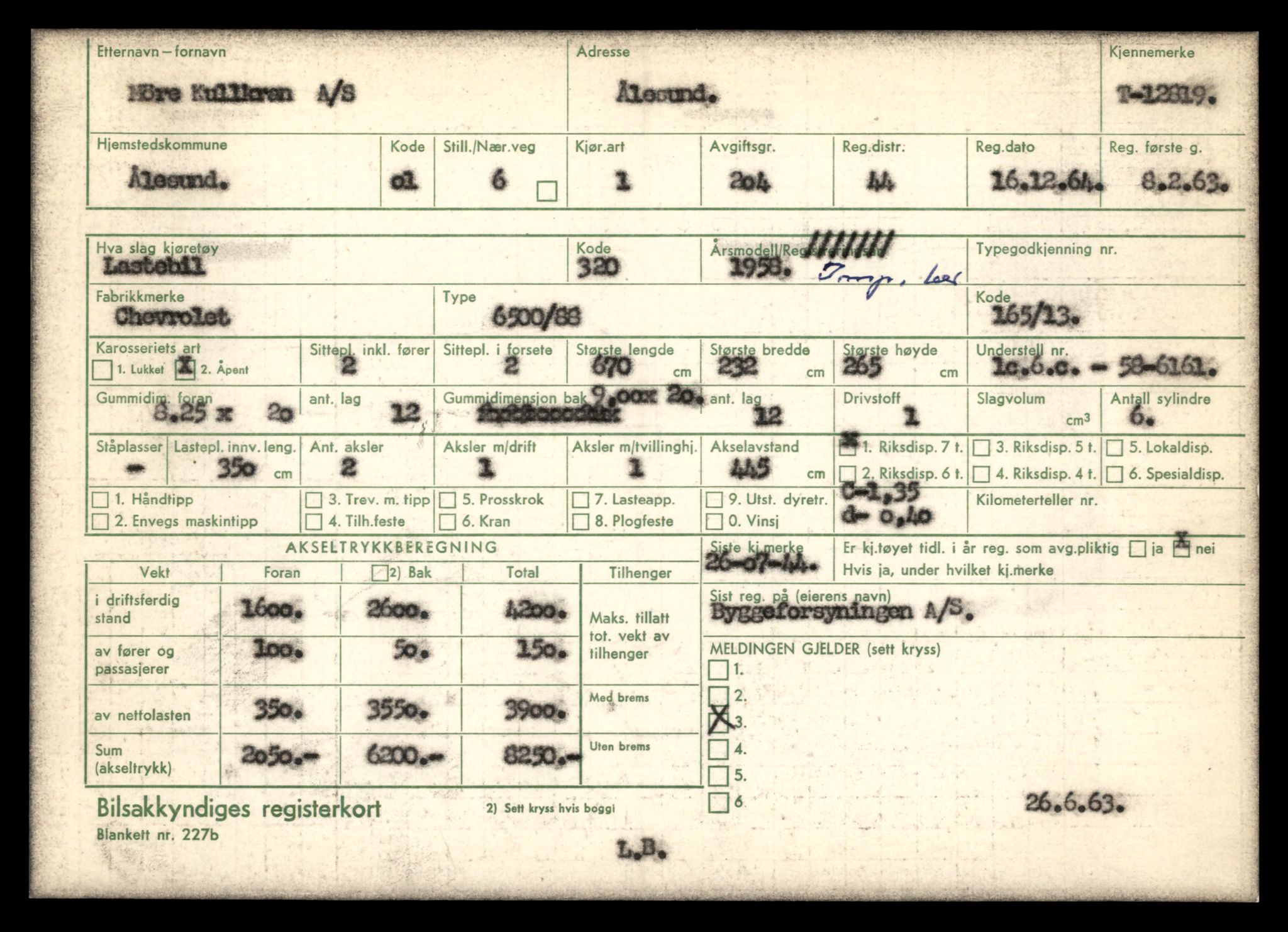 Møre og Romsdal vegkontor - Ålesund trafikkstasjon, AV/SAT-A-4099/F/Fe/L0035: Registreringskort for kjøretøy T 12653 - T 12829, 1927-1998, p. 3210
