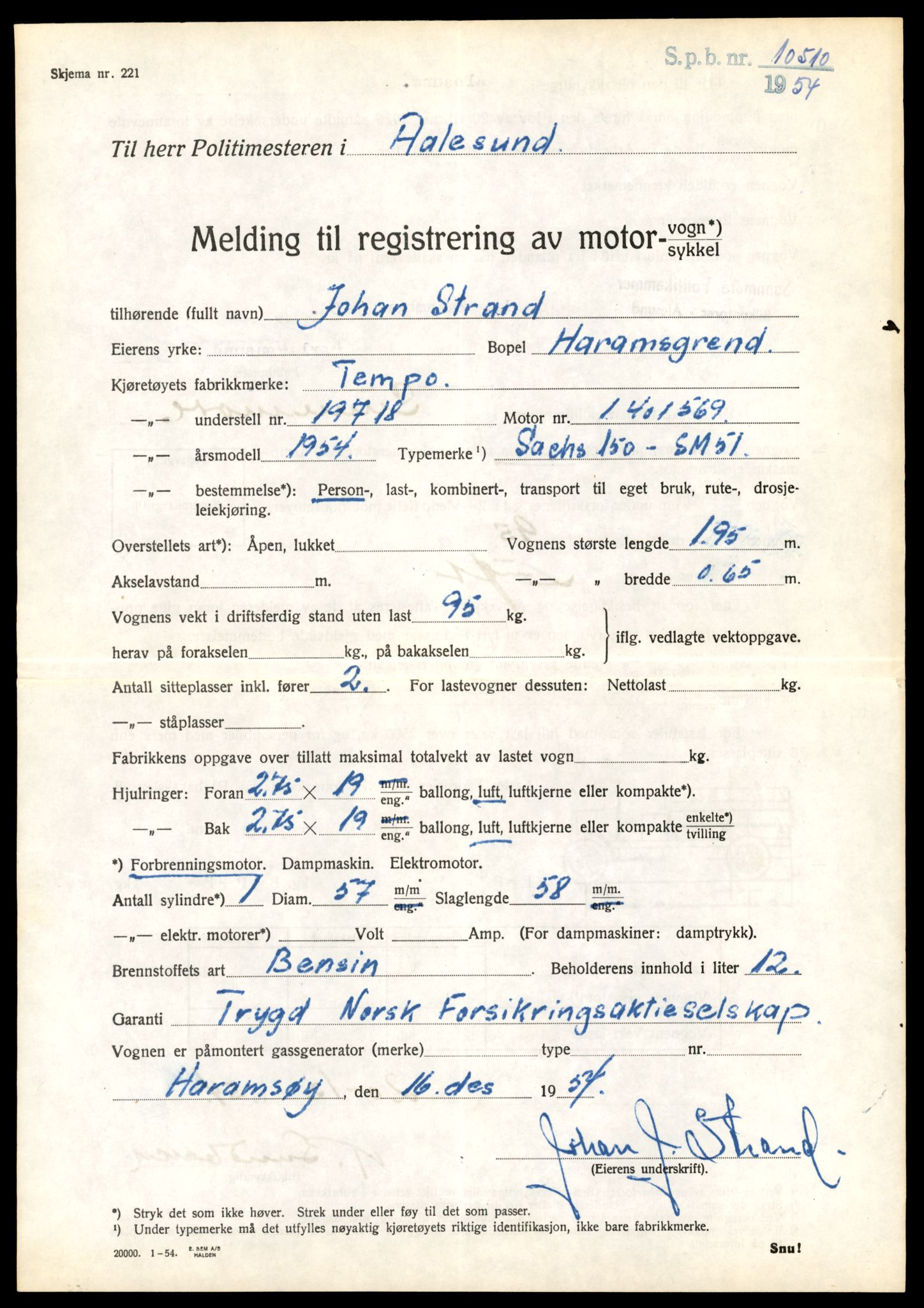 Møre og Romsdal vegkontor - Ålesund trafikkstasjon, AV/SAT-A-4099/F/Fe/L0038: Registreringskort for kjøretøy T 13180 - T 13360, 1927-1998, p. 1475