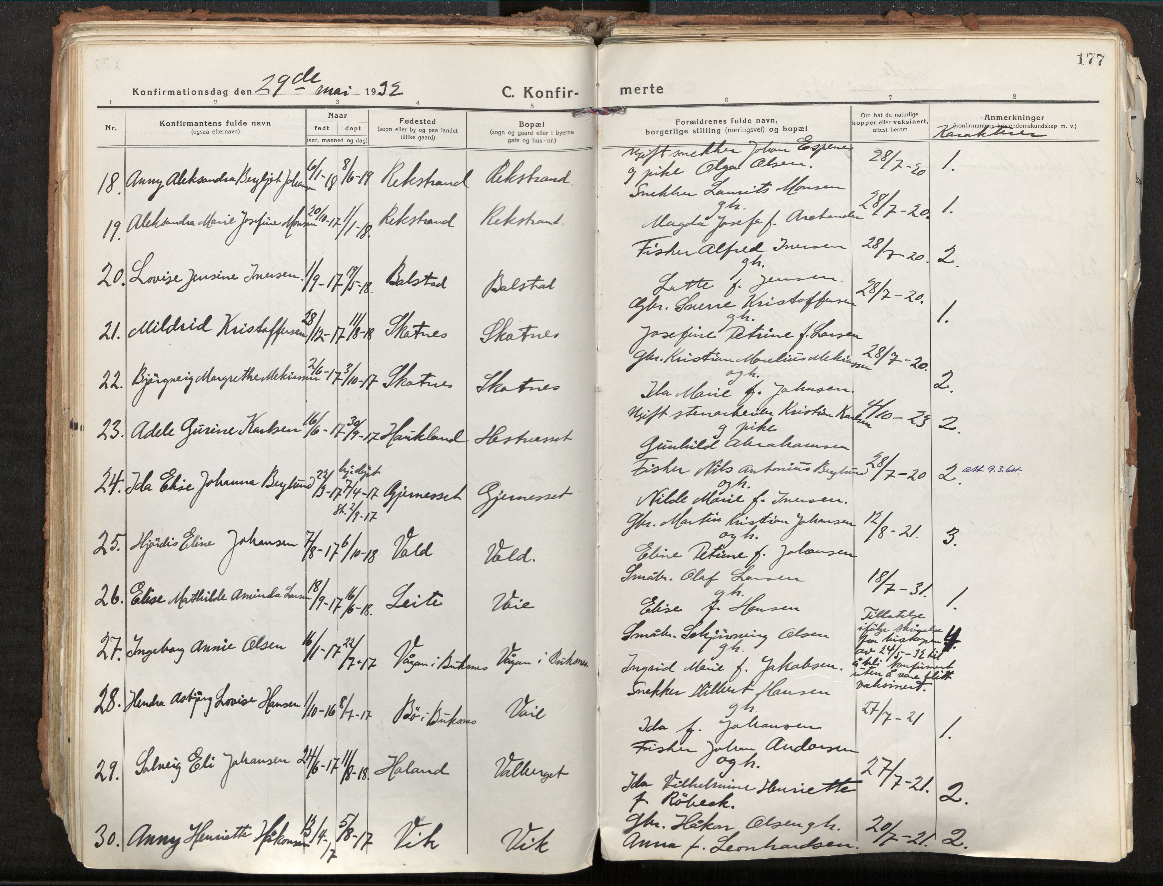 Ministerialprotokoller, klokkerbøker og fødselsregistre - Nordland, AV/SAT-A-1459/881/L1160: Parish register (official) no. 881A13, 1919-1937, p. 177