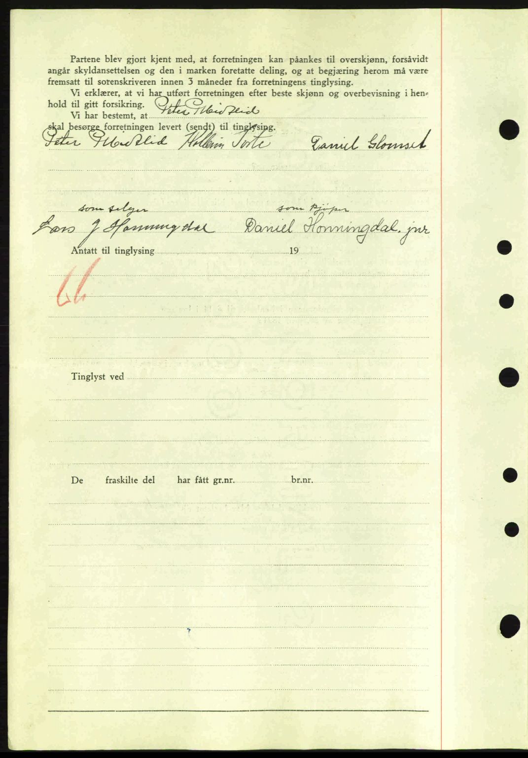 Nordre Sunnmøre sorenskriveri, AV/SAT-A-0006/1/2/2C/2Ca: Mortgage book no. A8, 1939-1940, Diary no: : 563/1940