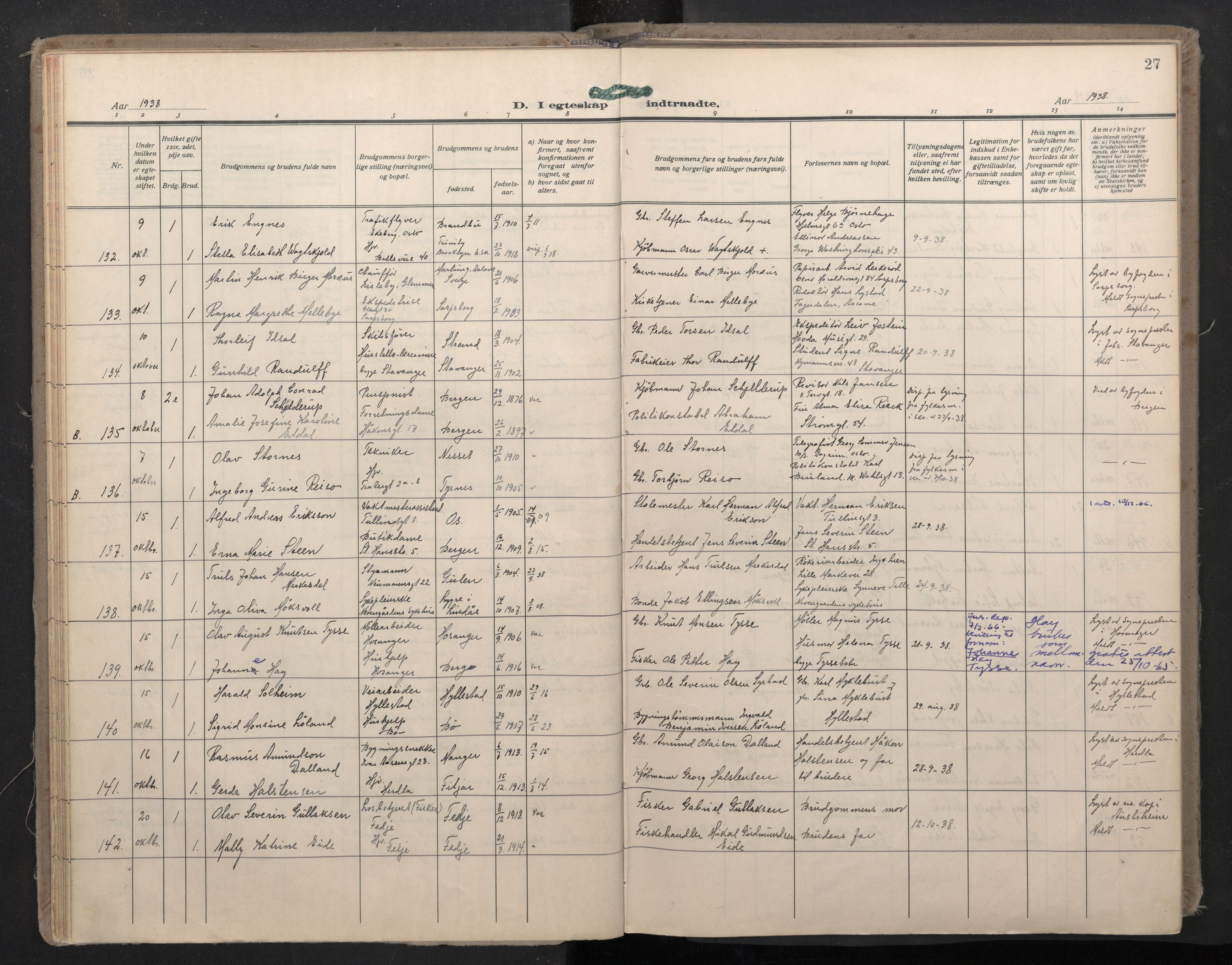 Domkirken sokneprestembete, AV/SAB-A-74801/H/Haa: Parish register (official) no. D 7, 1937-1950, p. 26b-27a