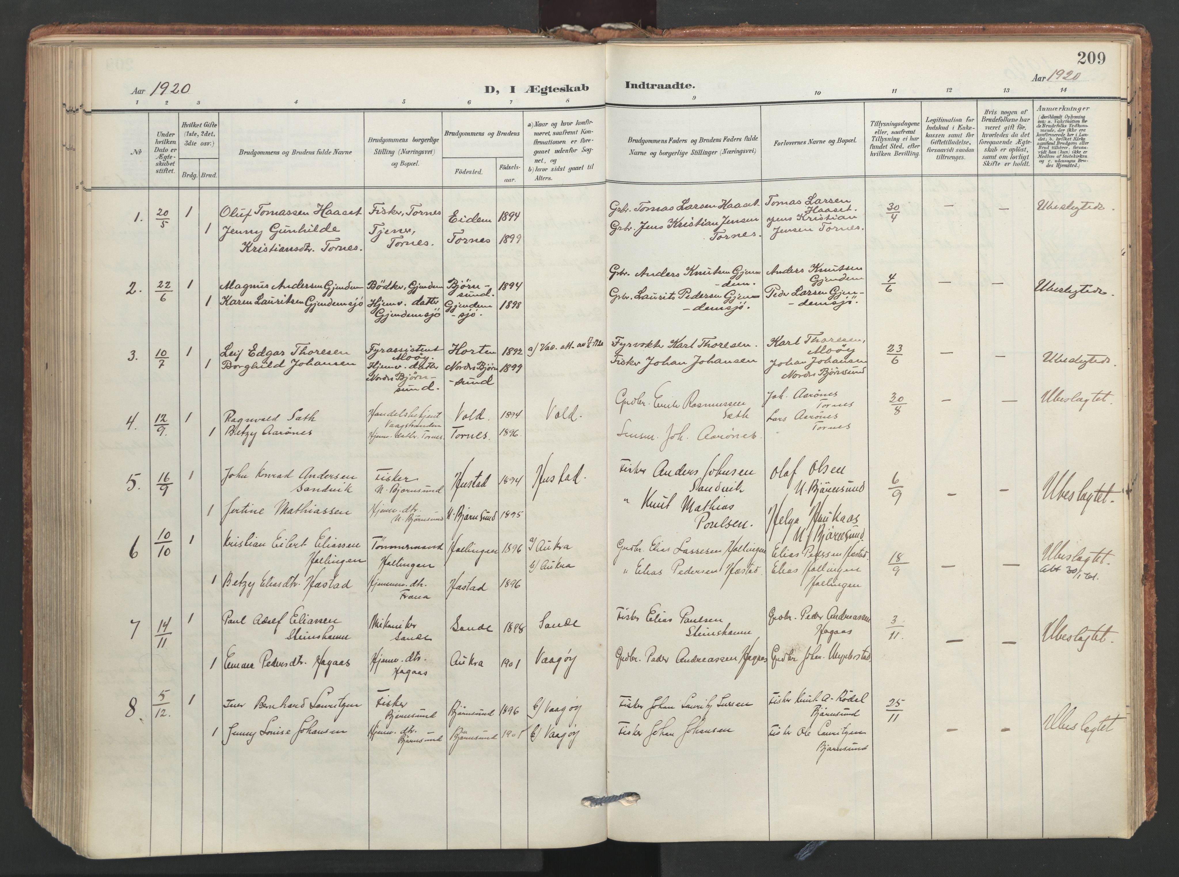 Ministerialprotokoller, klokkerbøker og fødselsregistre - Møre og Romsdal, AV/SAT-A-1454/565/L0751: Parish register (official) no. 565A05, 1905-1979, p. 209