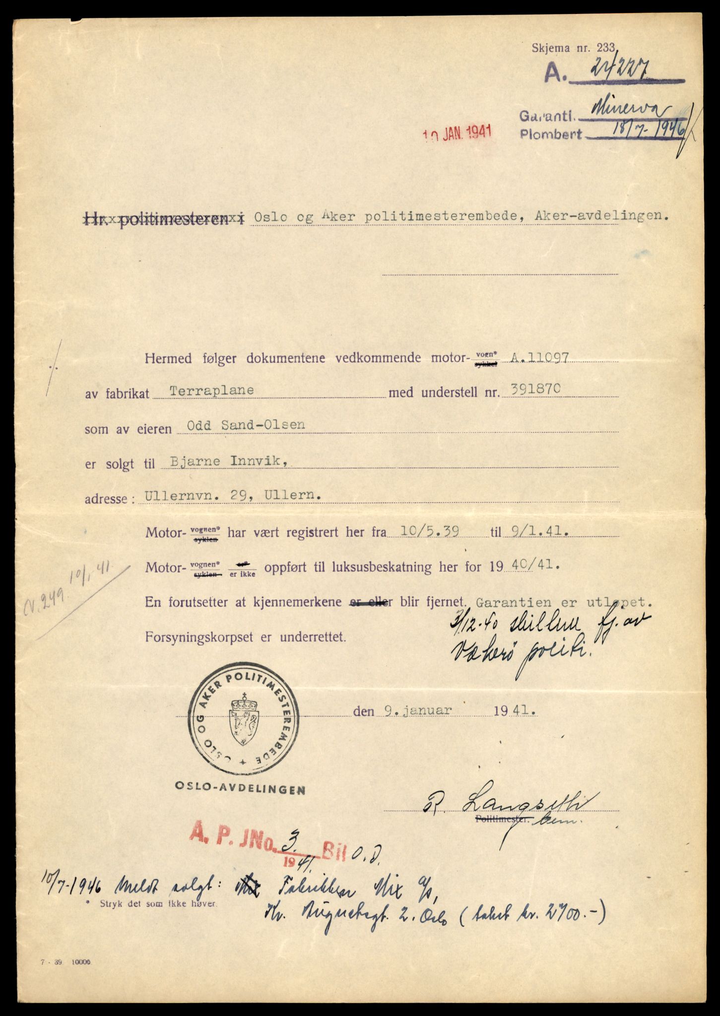 Møre og Romsdal vegkontor - Ålesund trafikkstasjon, AV/SAT-A-4099/F/Fe/L0022: Registreringskort for kjøretøy T 10584 - T 10694, 1927-1998, p. 2067