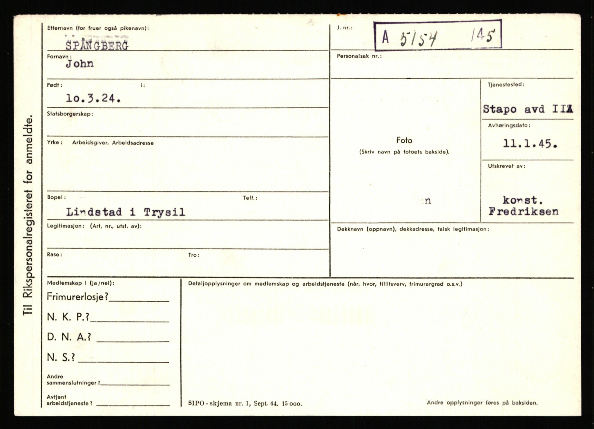 Statspolitiet - Hovedkontoret / Osloavdelingen, AV/RA-S-1329/C/Ca/L0014: Seterlien - Svartås, 1943-1945, p. 2776