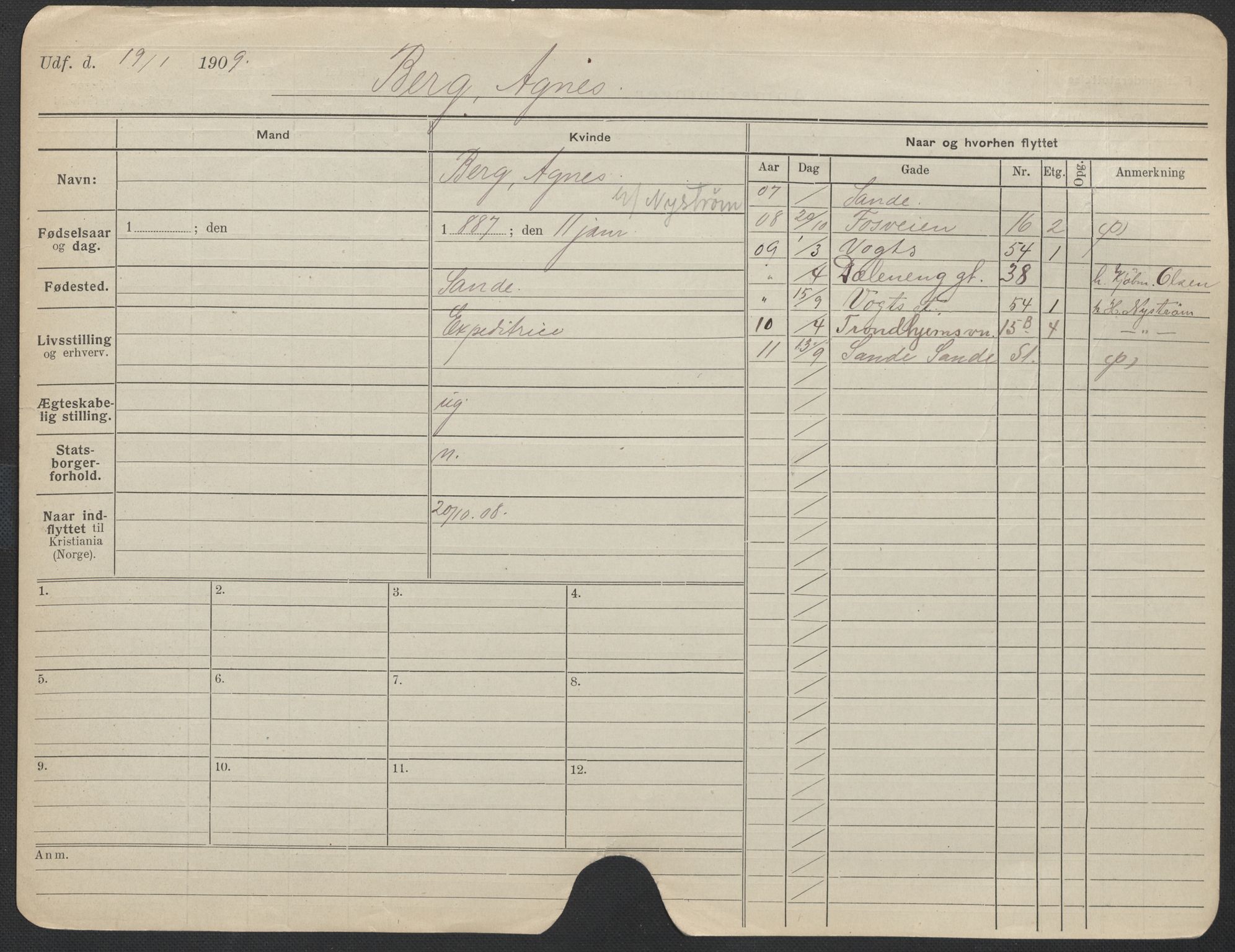 Oslo folkeregister, Registerkort, AV/SAO-A-11715/F/Fa/Fac/L0013: Kvinner, 1906-1914, p. 82a