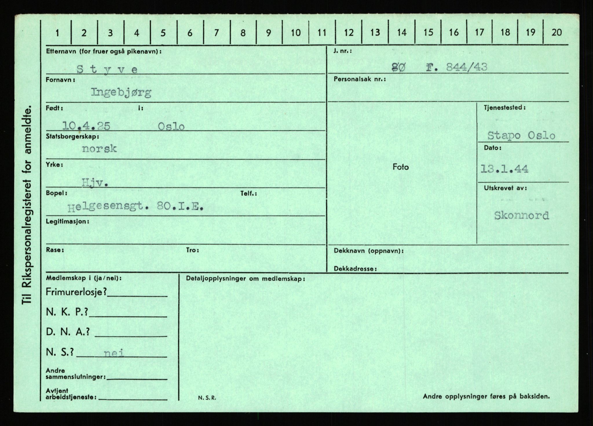 Statspolitiet - Hovedkontoret / Osloavdelingen, AV/RA-S-1329/C/Ca/L0014: Seterlien - Svartås, 1943-1945, p. 4561