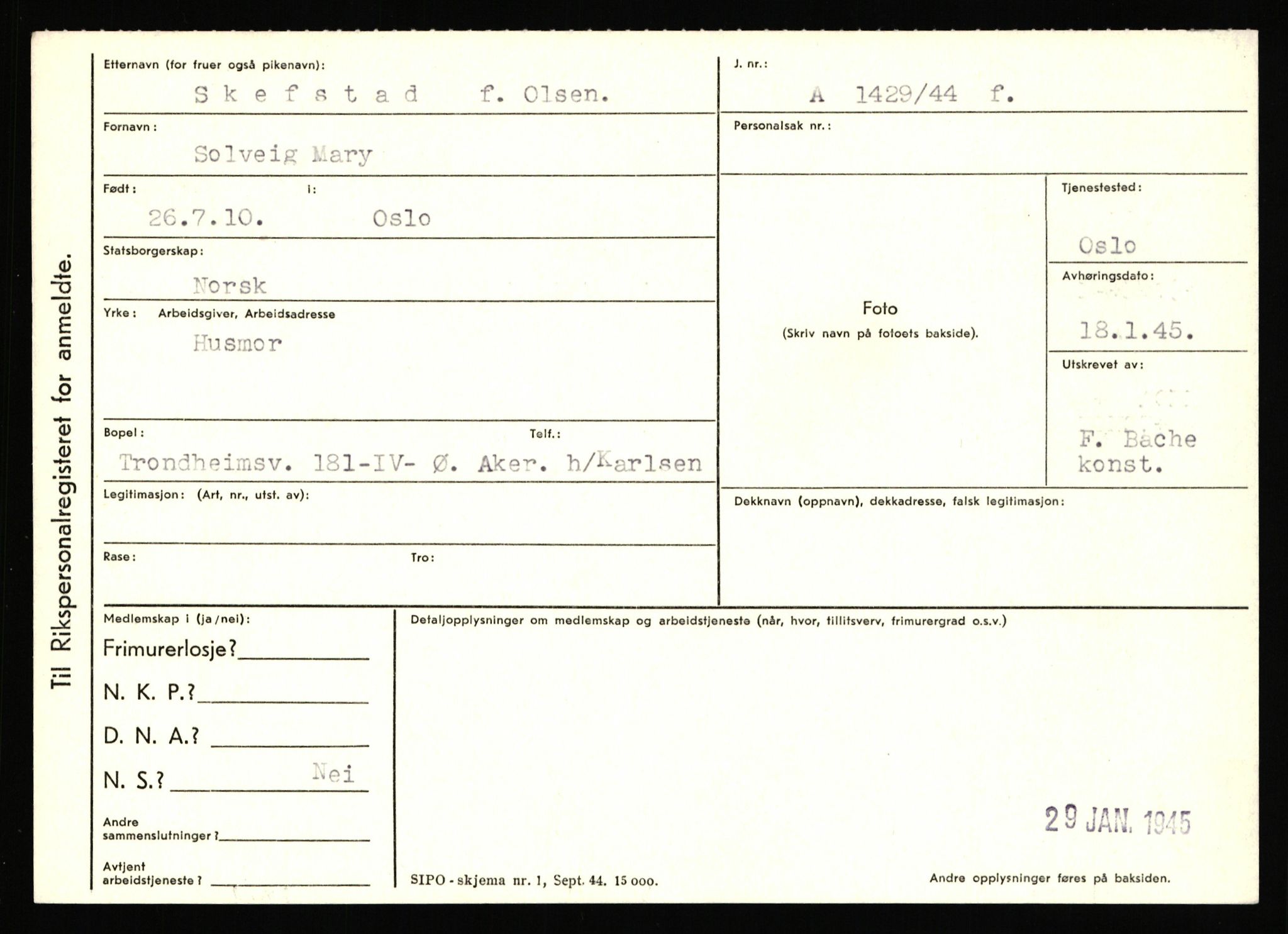 Statspolitiet - Hovedkontoret / Osloavdelingen, AV/RA-S-1329/C/Ca/L0014: Seterlien - Svartås, 1943-1945, p. 896