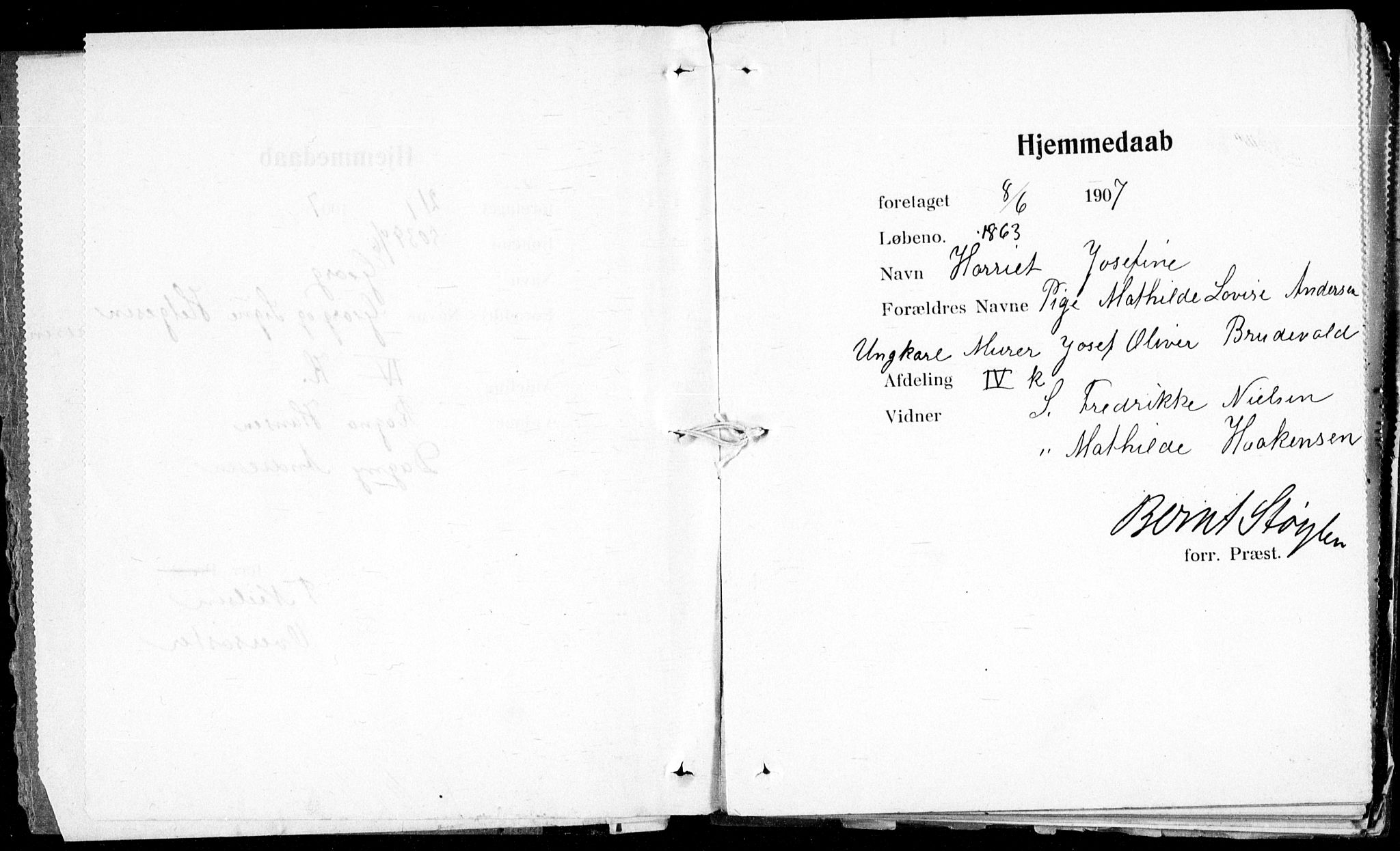 Ullevål sykehus prestekontor Kirkebøker, AV/SAO-A-10542a/K/Ka/L0002: Baptism register no. 2, 1907-1924