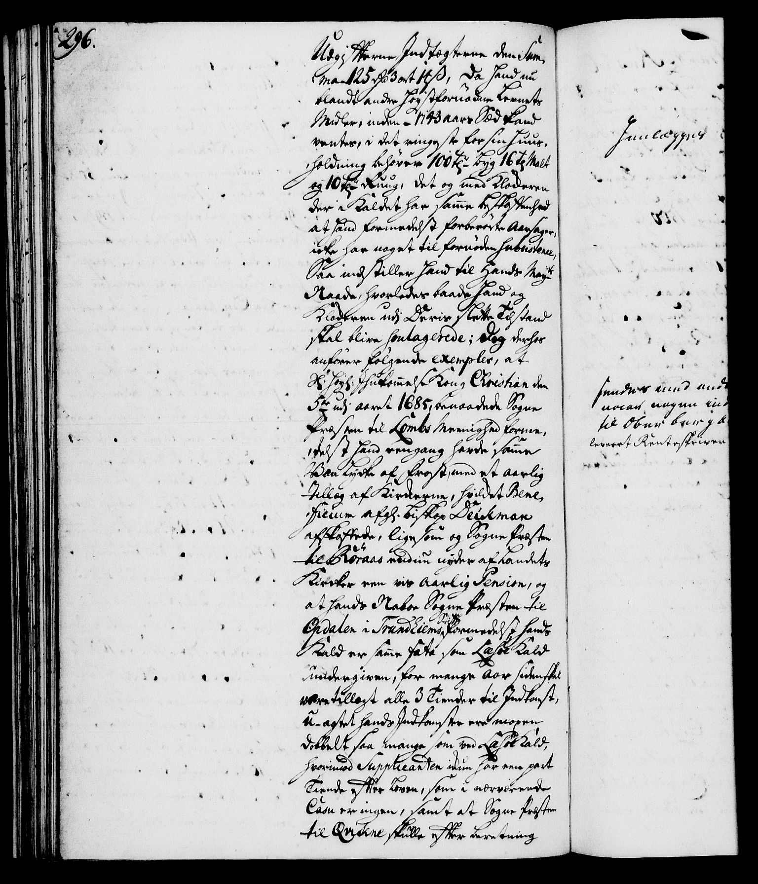 Rentekammeret, Kammerkanselliet, AV/RA-EA-3111/G/Gh/Gha/L0024: Norsk ekstraktmemorialprotokoll (merket RK 53.69), 1742-1743, p. 296