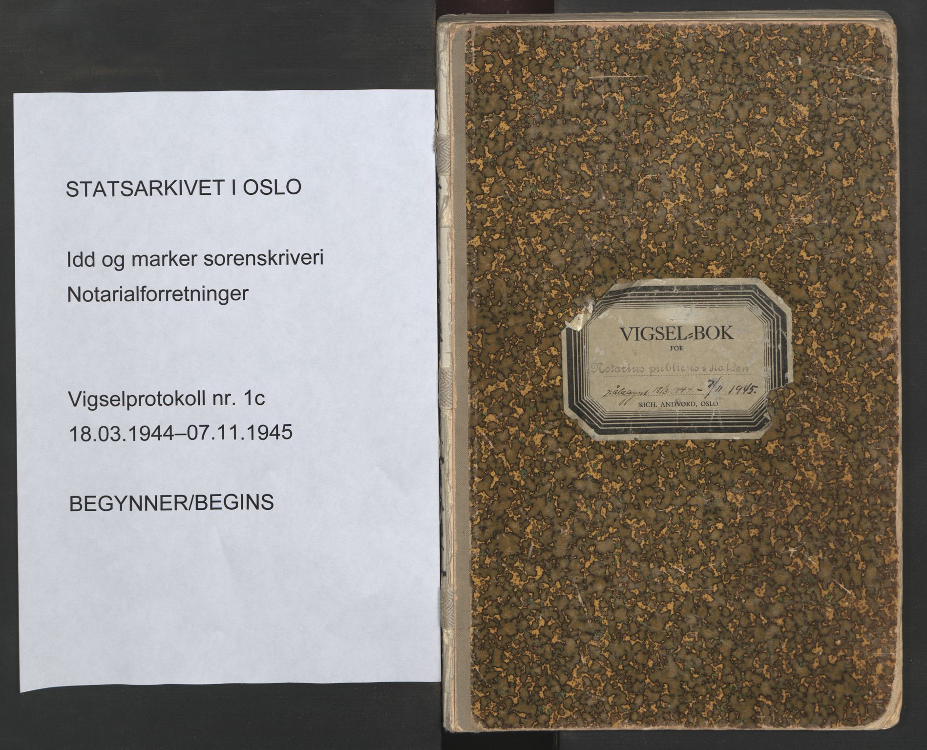 Idd og Marker sorenskriveri, SAO/A-10283/L/Lc/L0001/0003: Vigselsbøker / Vigselsbok, 1944-1945