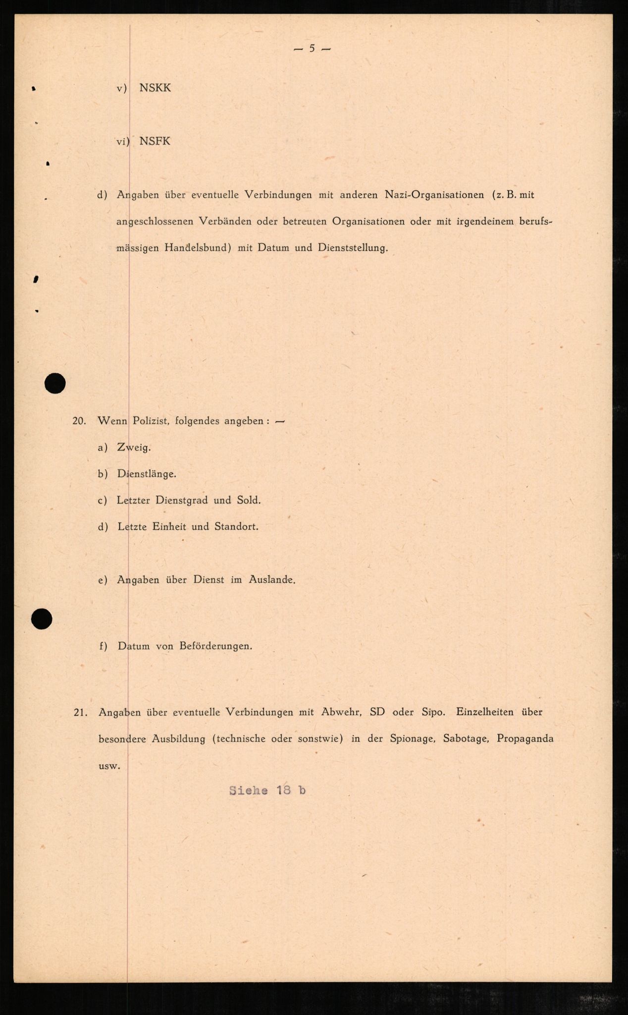 Forsvaret, Forsvarets overkommando II, AV/RA-RAFA-3915/D/Db/L0004: CI Questionaires. Tyske okkupasjonsstyrker i Norge. Tyskere., 1945-1946, p. 449