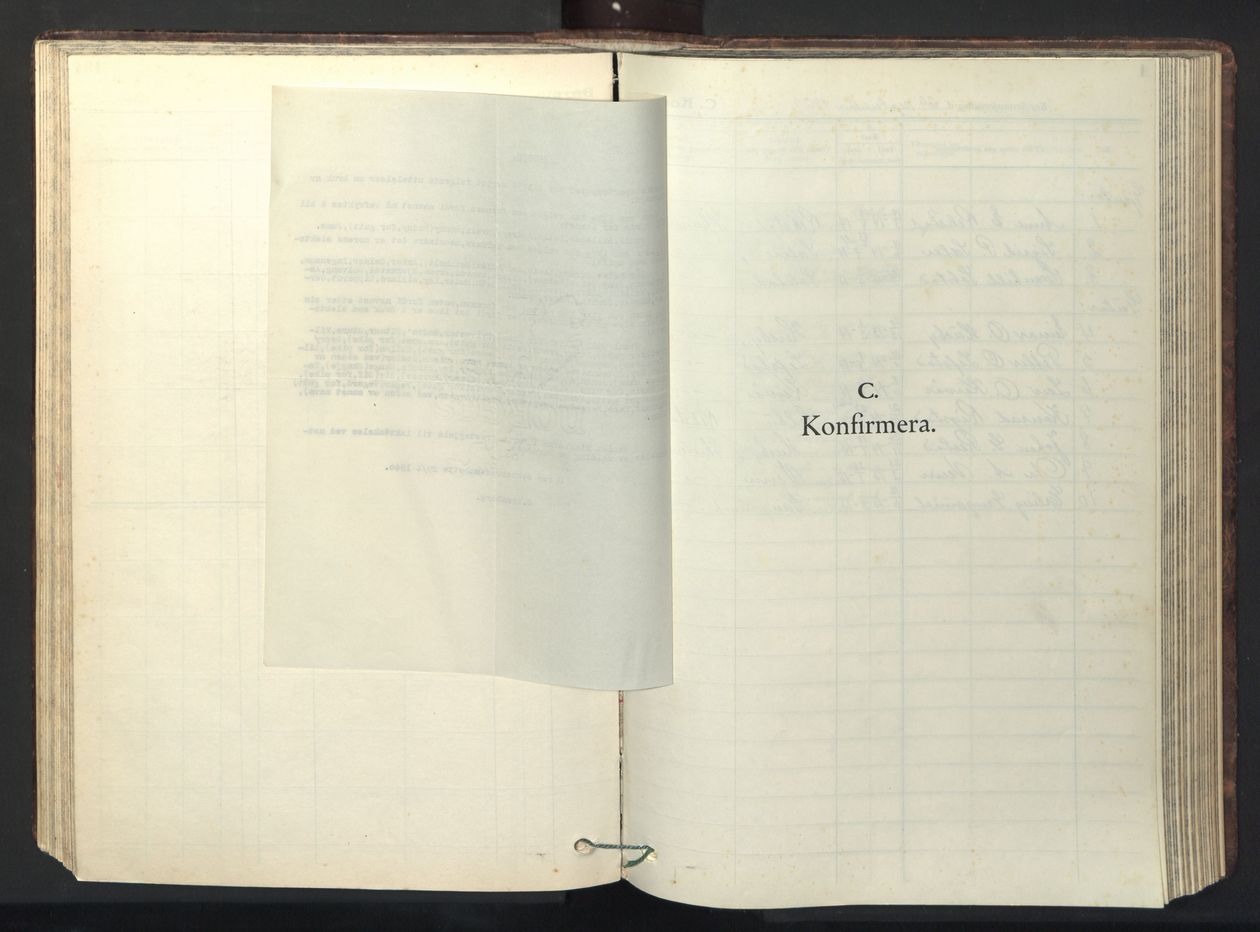 Ministerialprotokoller, klokkerbøker og fødselsregistre - Sør-Trøndelag, SAT/A-1456/667/L0799: Parish register (copy) no. 667C04, 1929-1950, p. 105